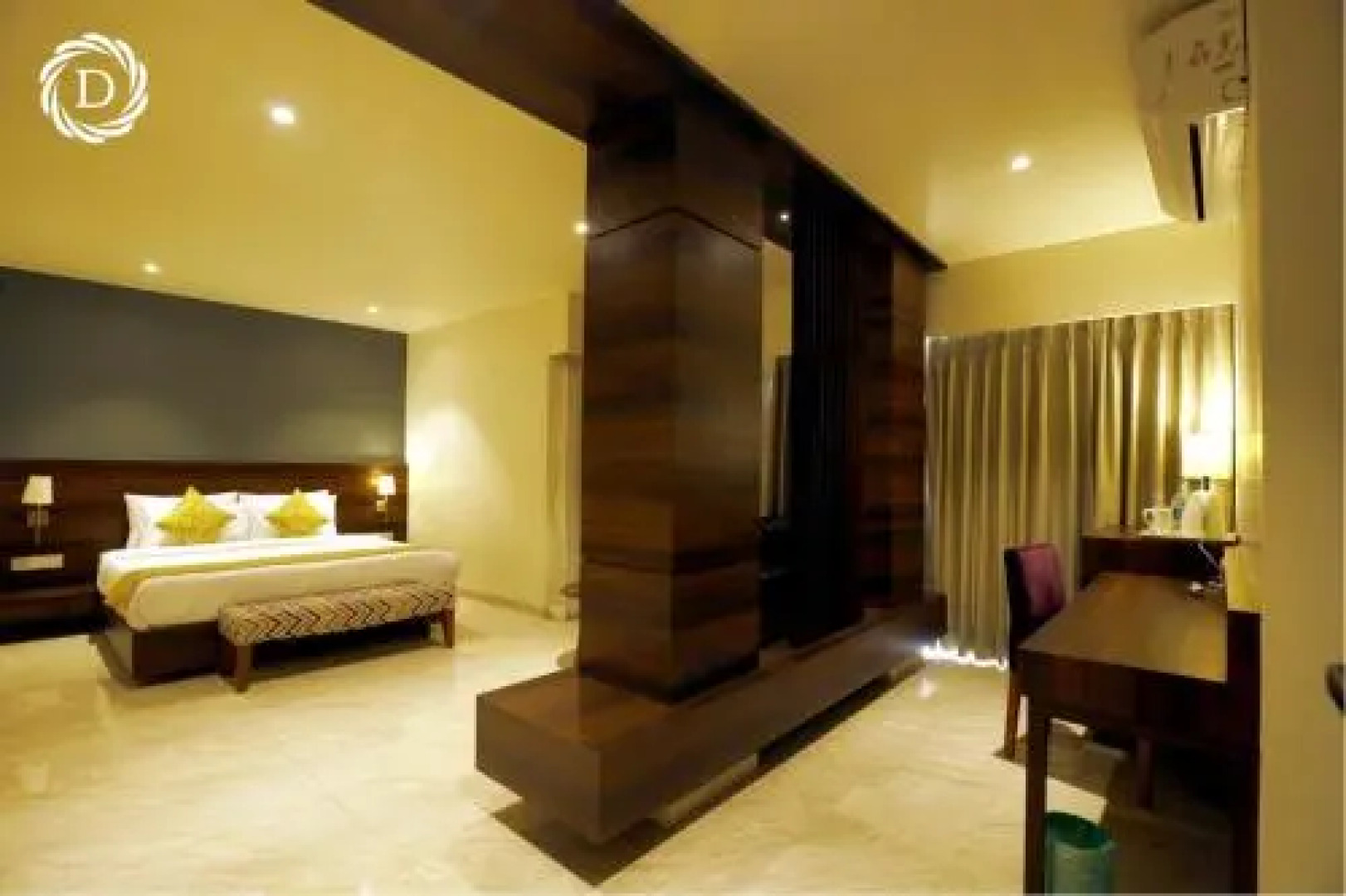 Goroomgo Daani Continental Imphal