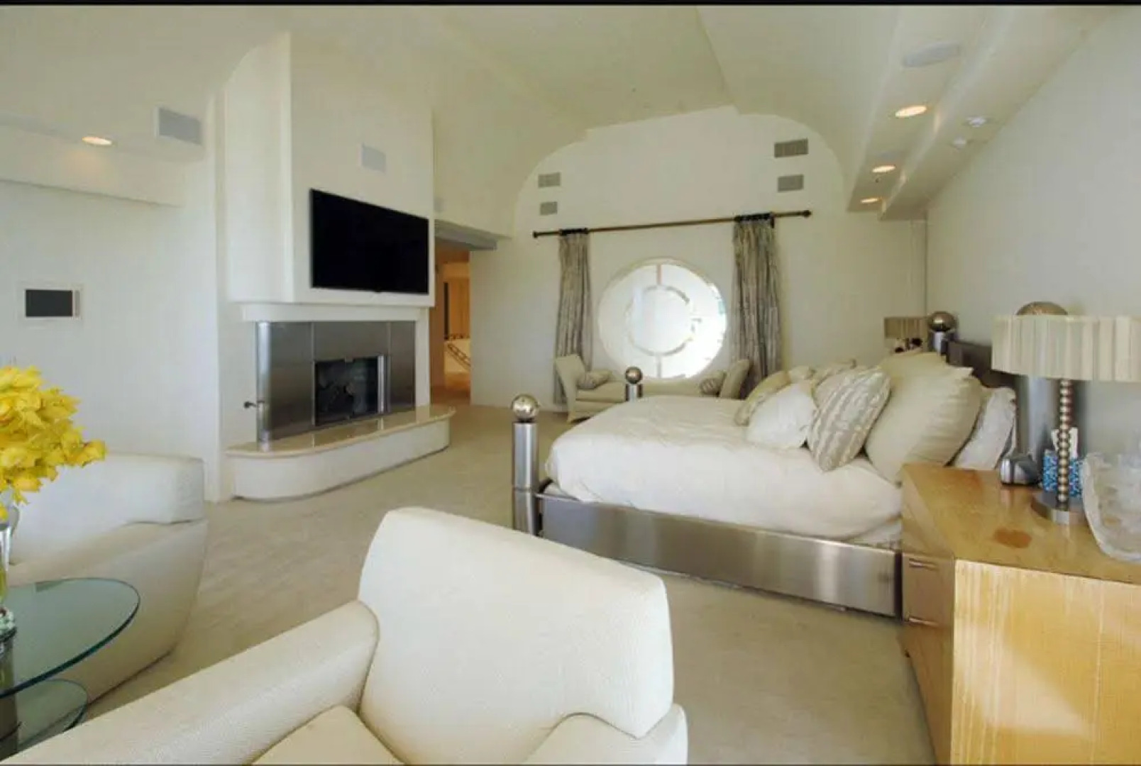 Malibu Spectacular Ocean View Mansion