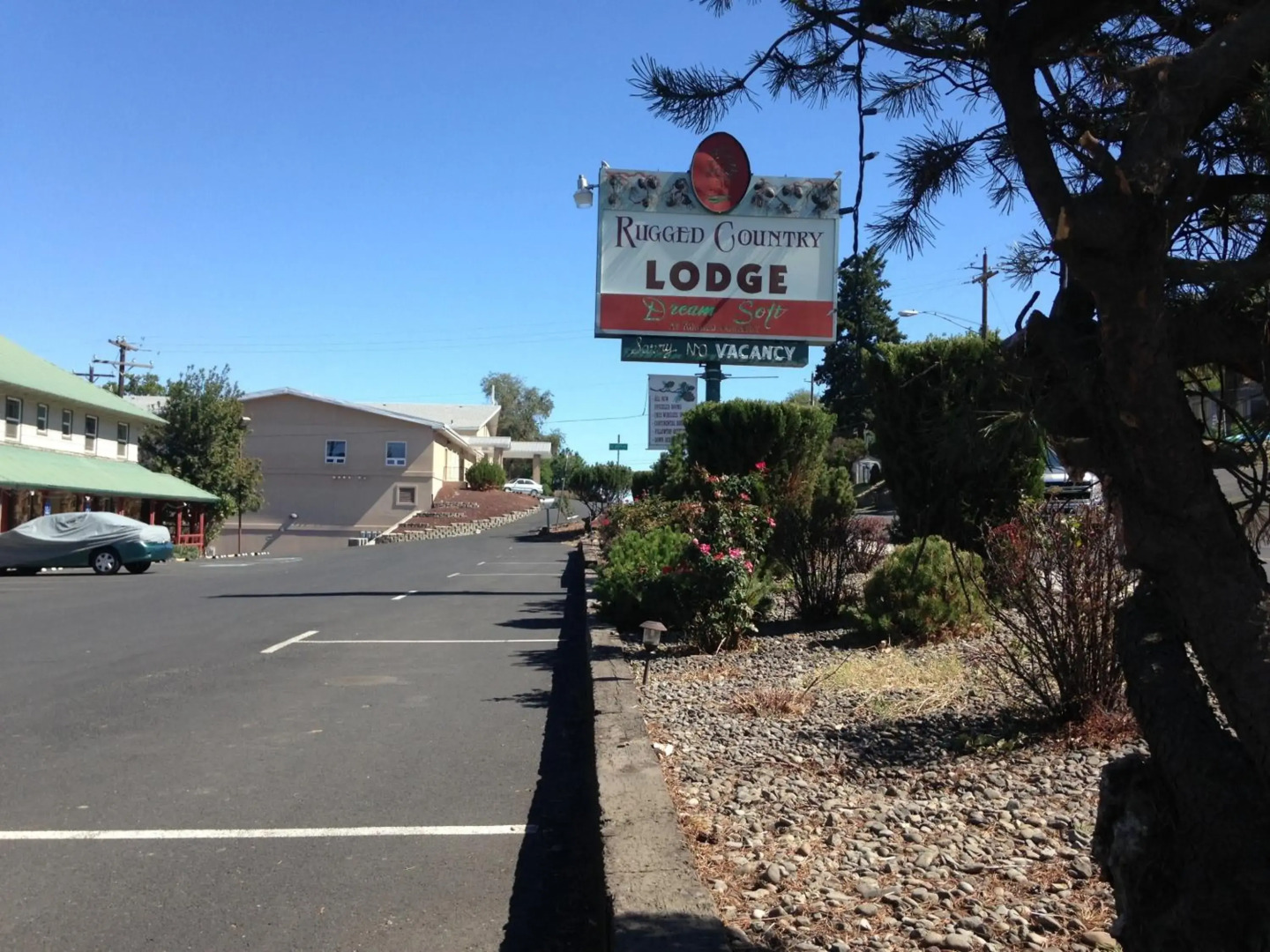 Rugged Country Lodge