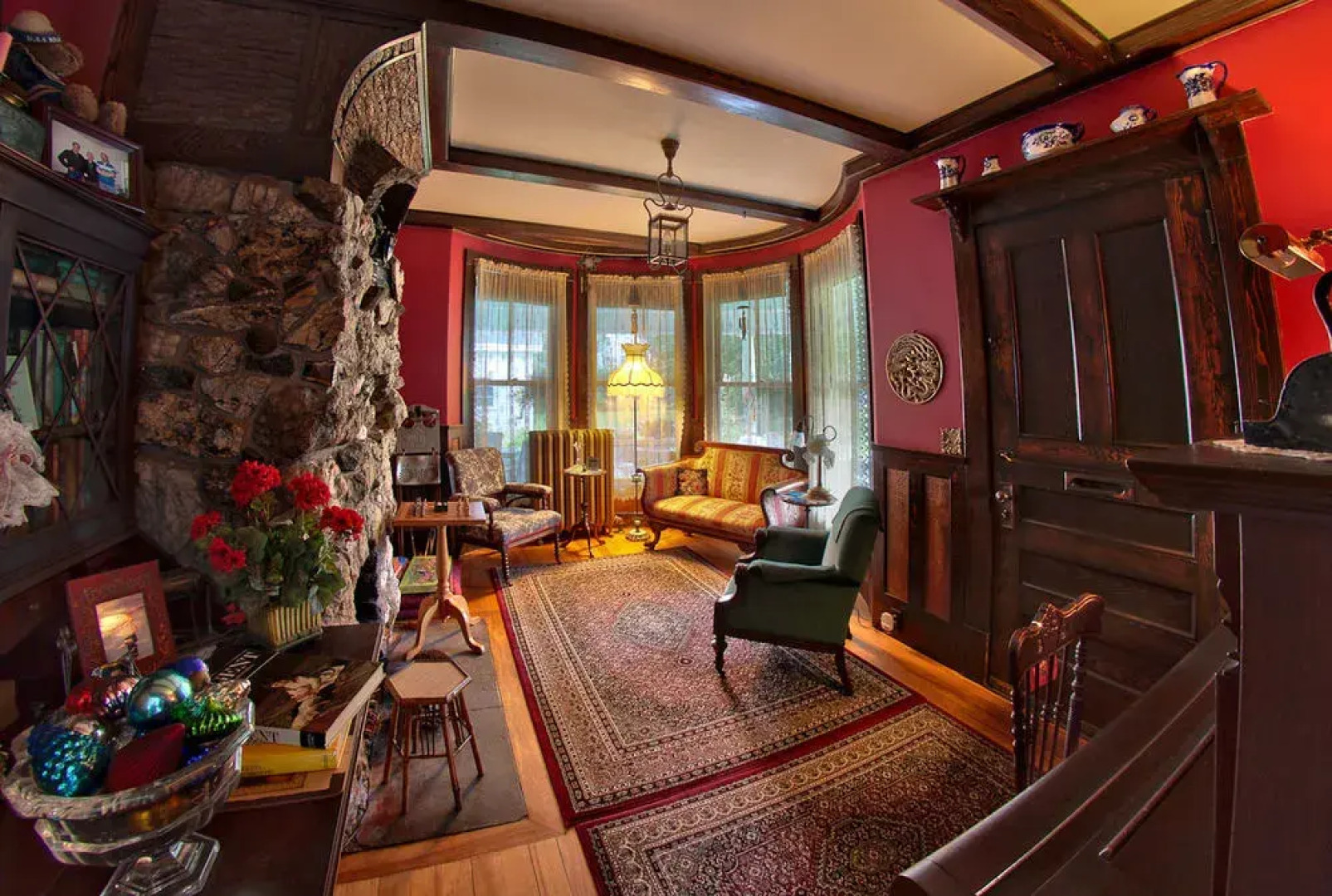 The Jeweled Turret Inn