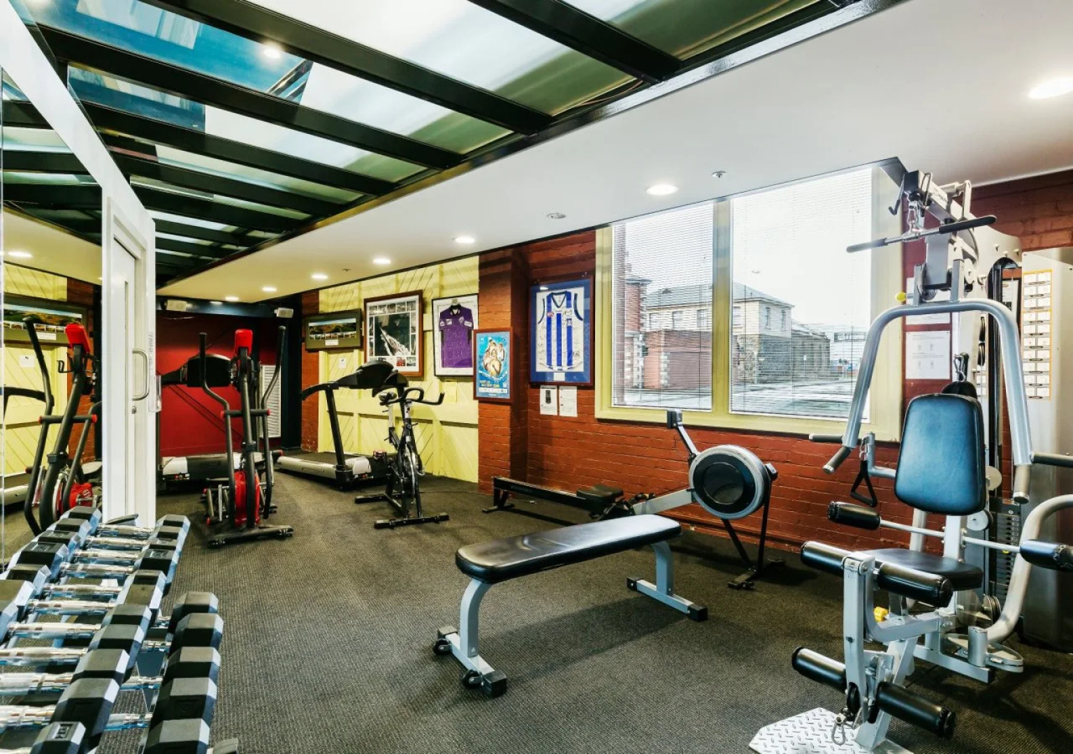 The Old Woolstore Apartment Hotel