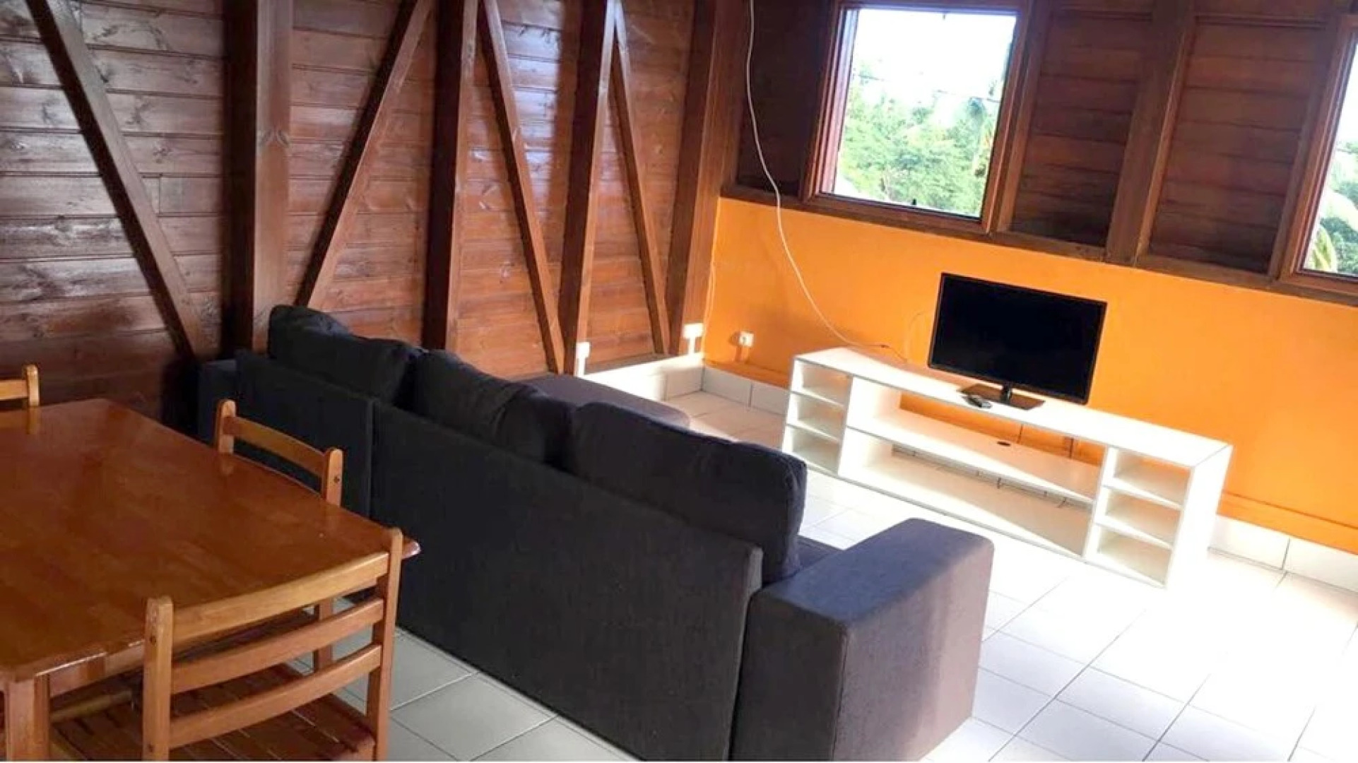 Apartment With one Bedroom in Le Gosier, With Wonderful Mountain View,