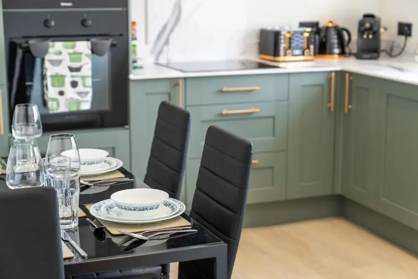 Modern 3Bed Home Next To Glasgow Airport