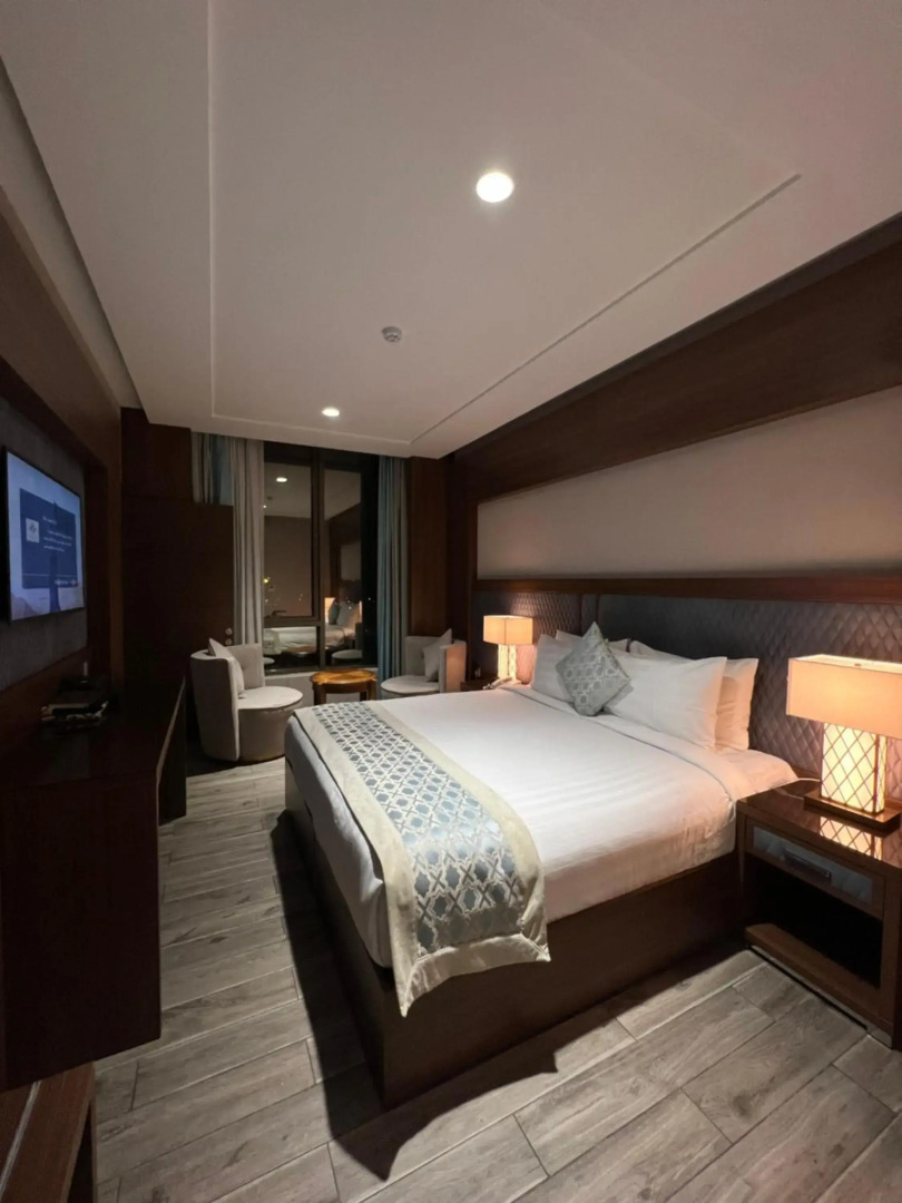 Violet Al Shisha Hotel