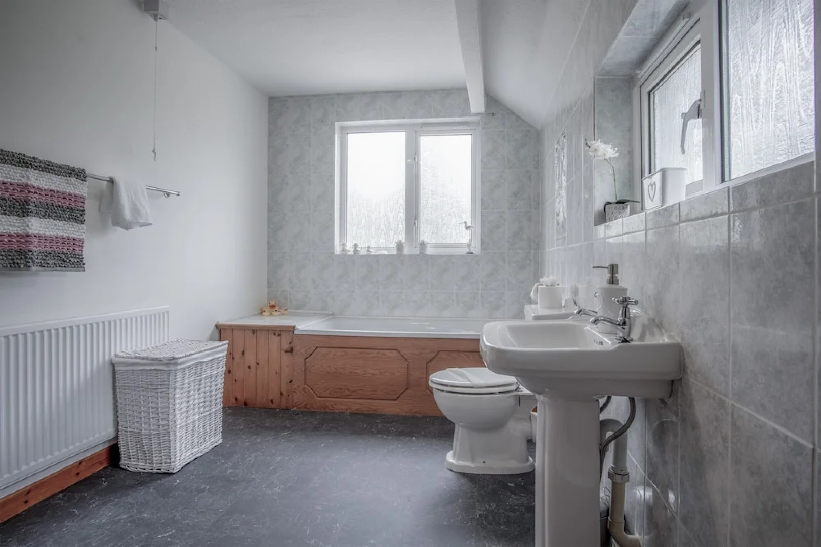 Tucking Mill - 3 Bedroom - Stepaside