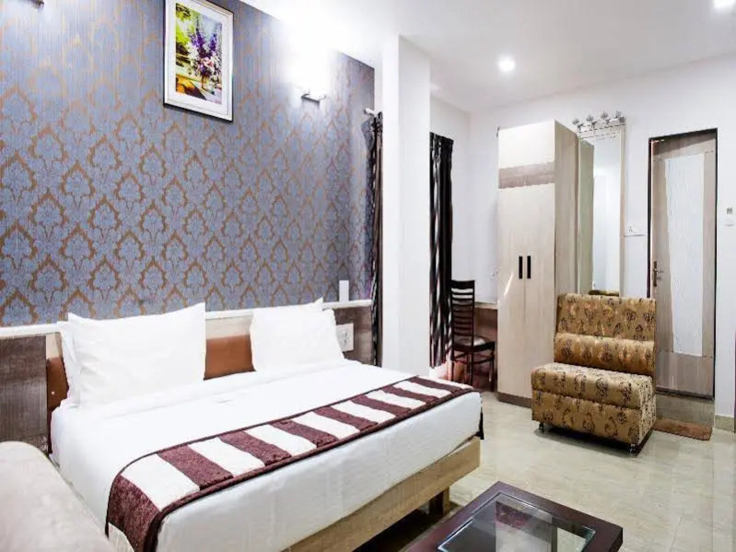 Smriti Star Hotel by OYO Rooms