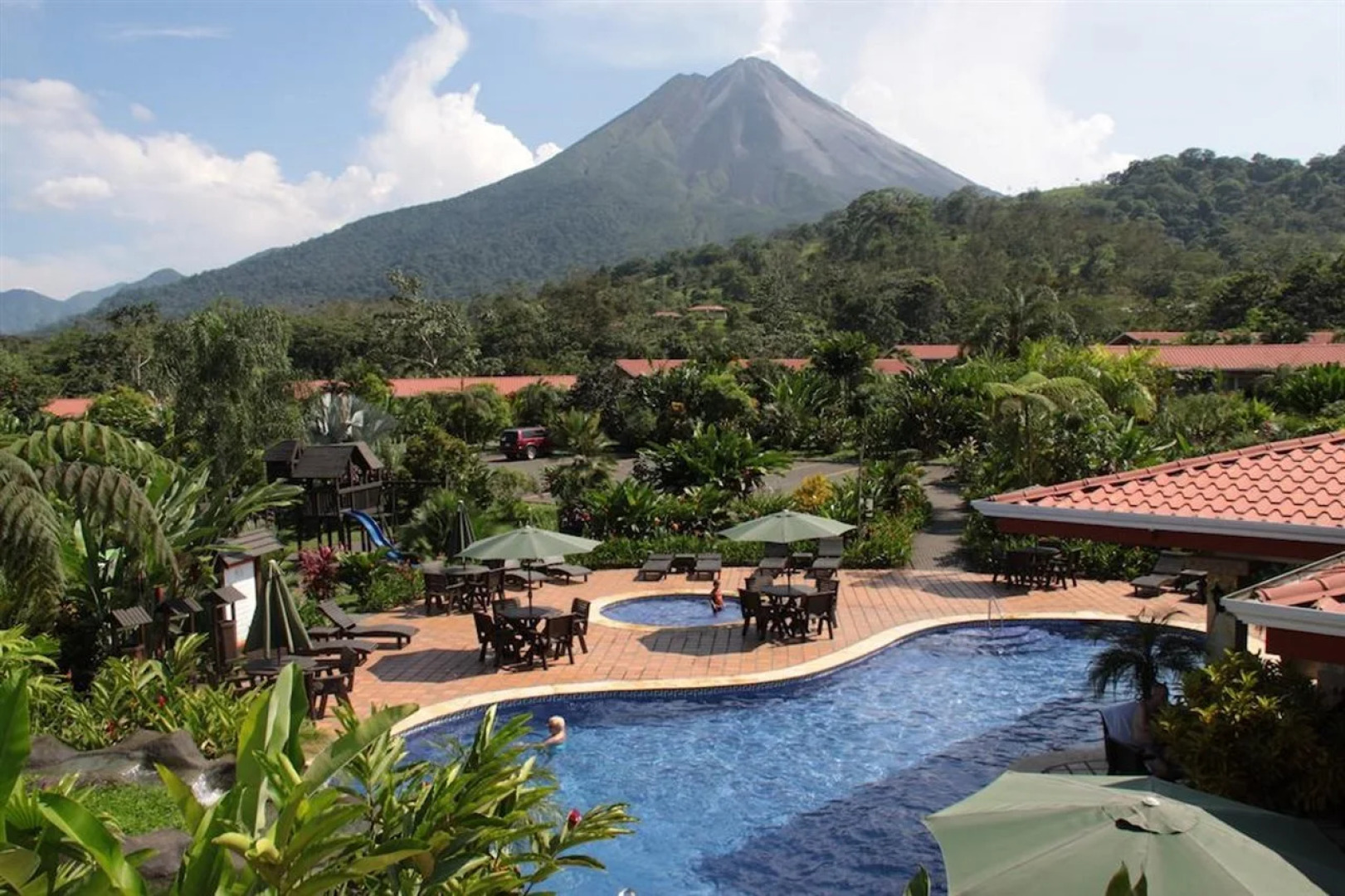 Volcano Lodge Hotel & Thermal Experience
