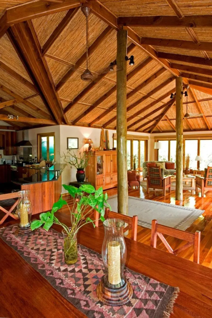 Bushwillow Collection