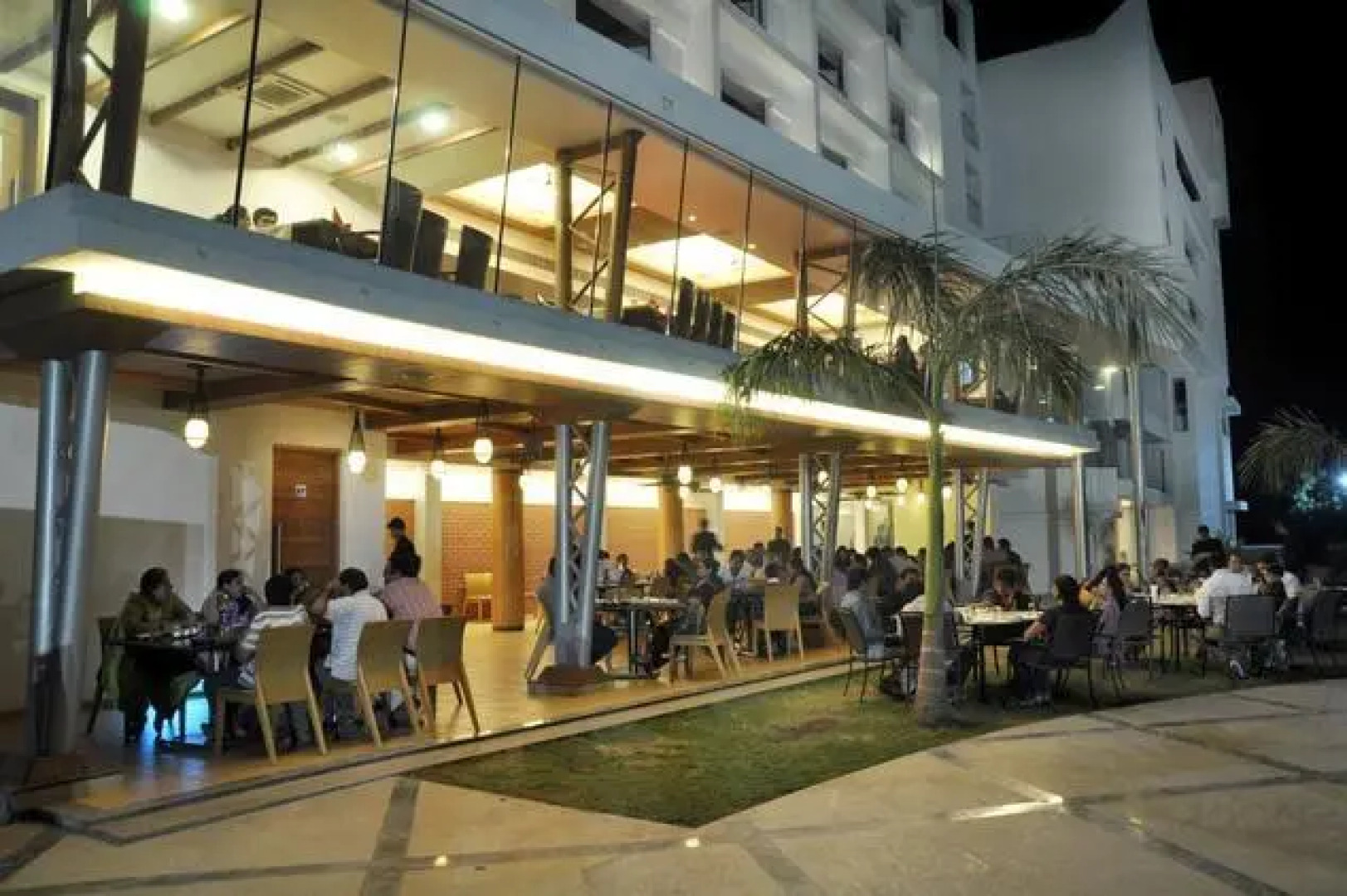 Seasons Hotel - Rajkot