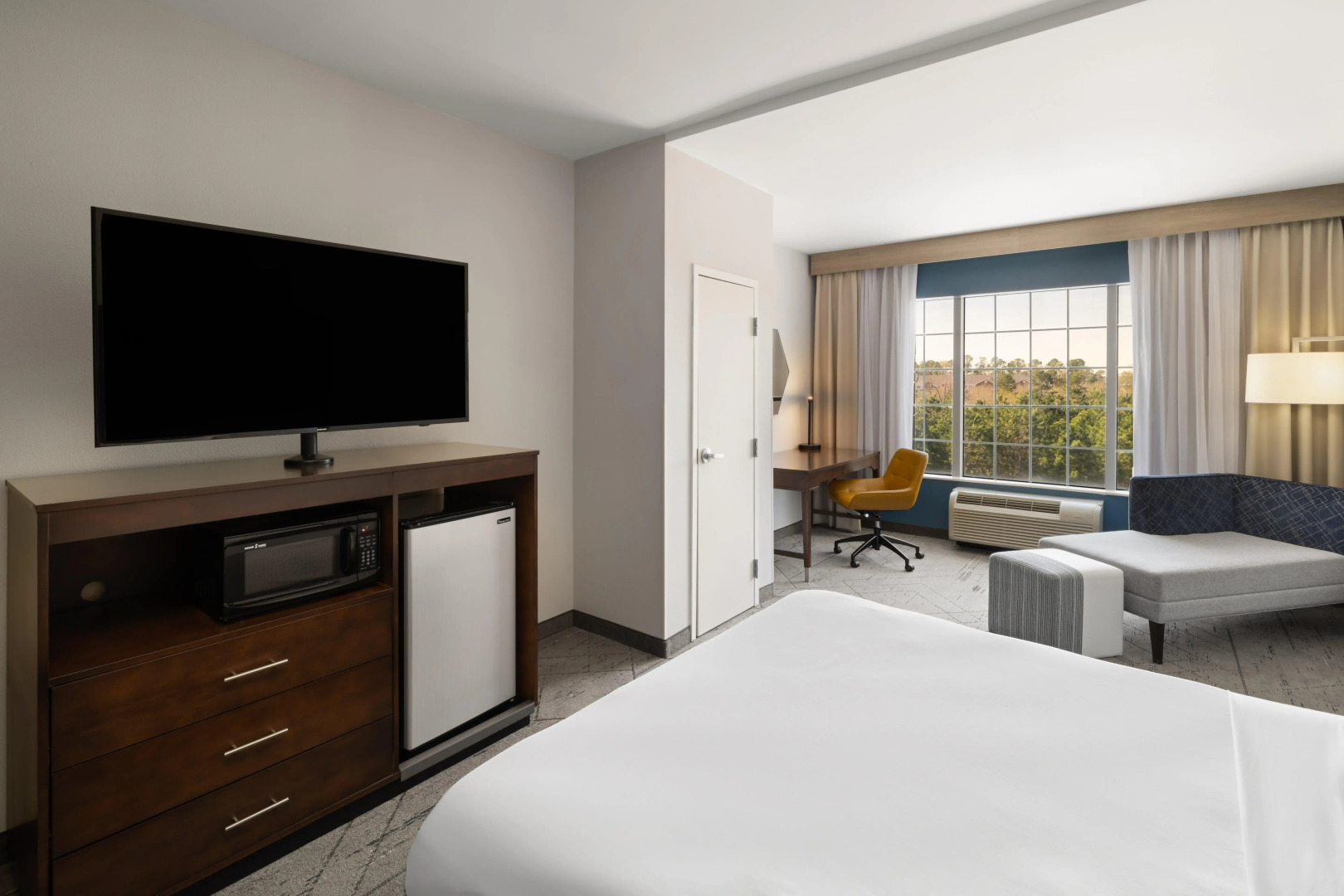 Holiday Inn Express & Suites Aiken by IHG