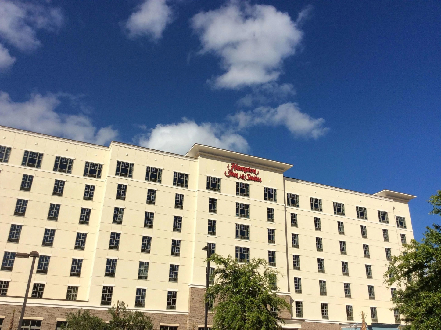 Hampton Inn & Suites Charleston Airport