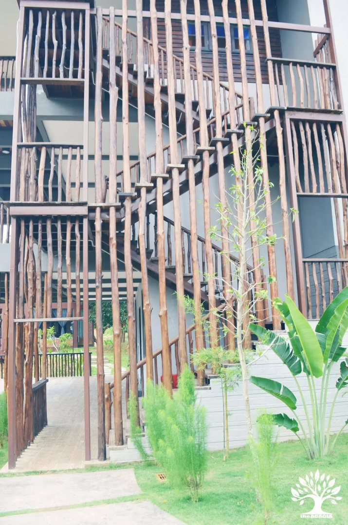 The Acacia Retreat