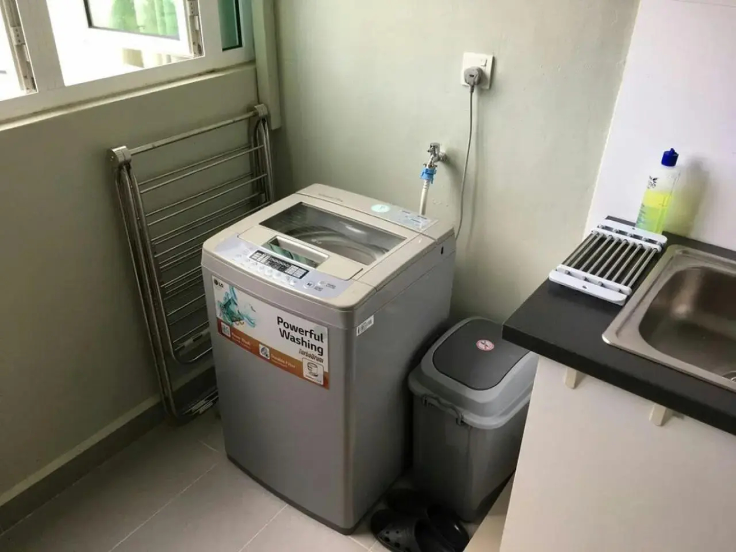Sandakan Spacious and Comfortable Pool View Condo