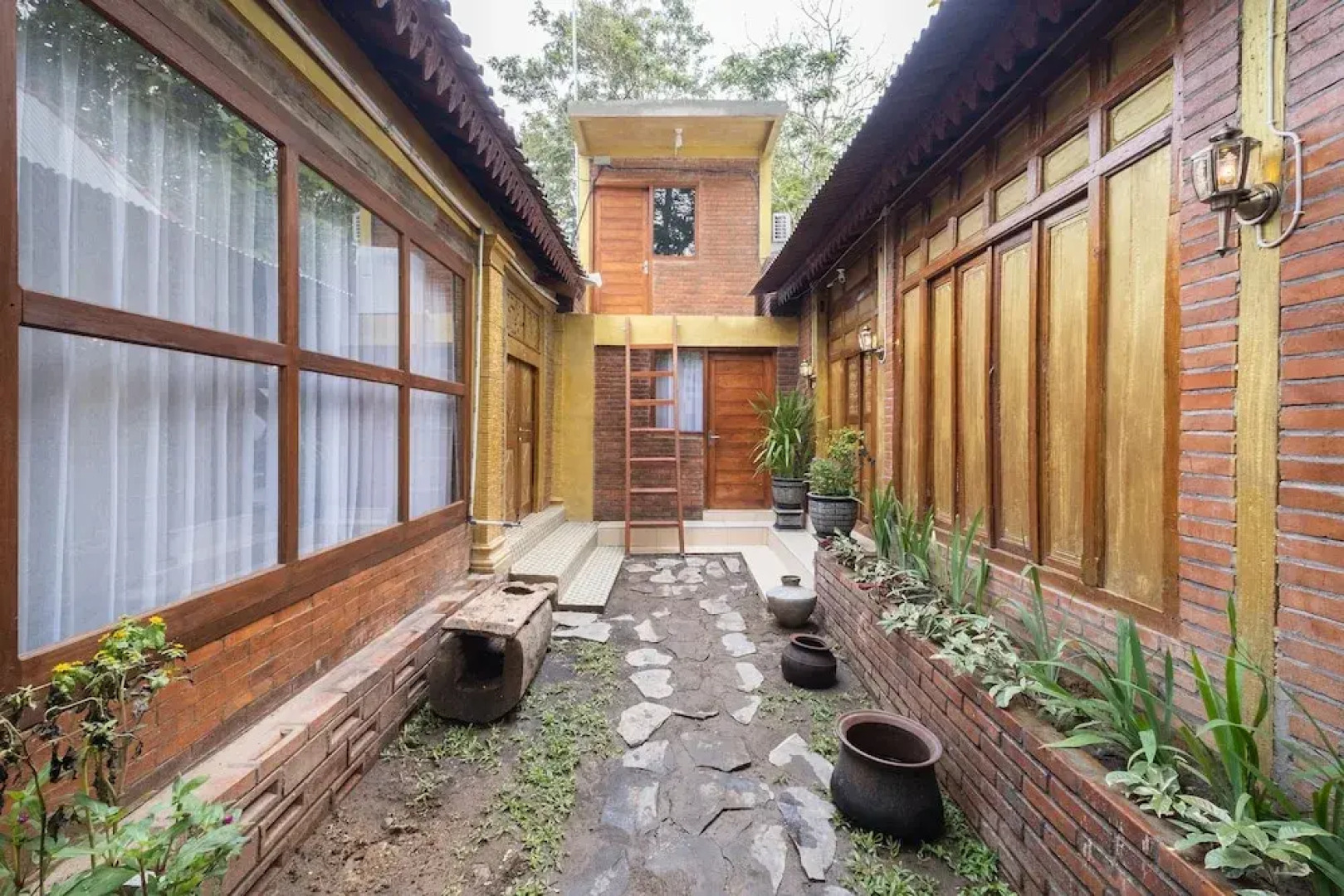 OYO 2372 Graha Dalem Kemuning Sedayu Syariah