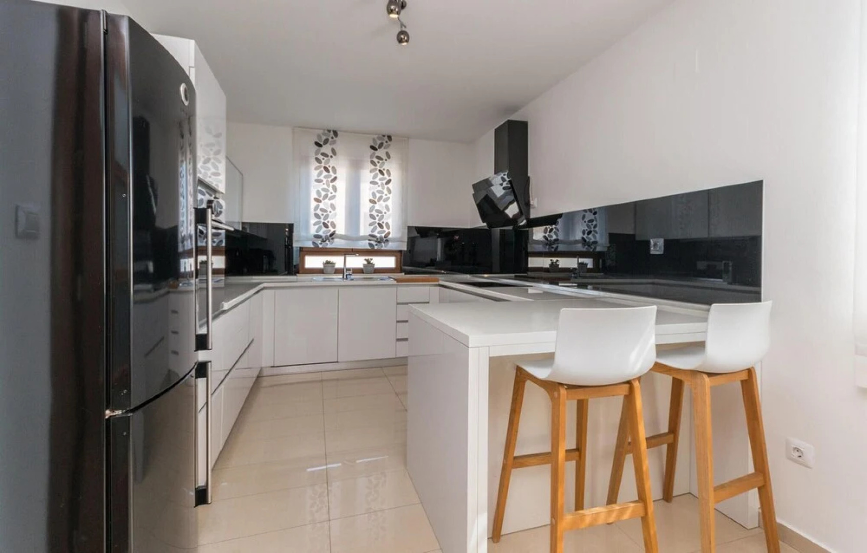 Amazing Home in Biograd na Moru With 4 Bedrooms, Wifi and Outdoor Swimming Pool