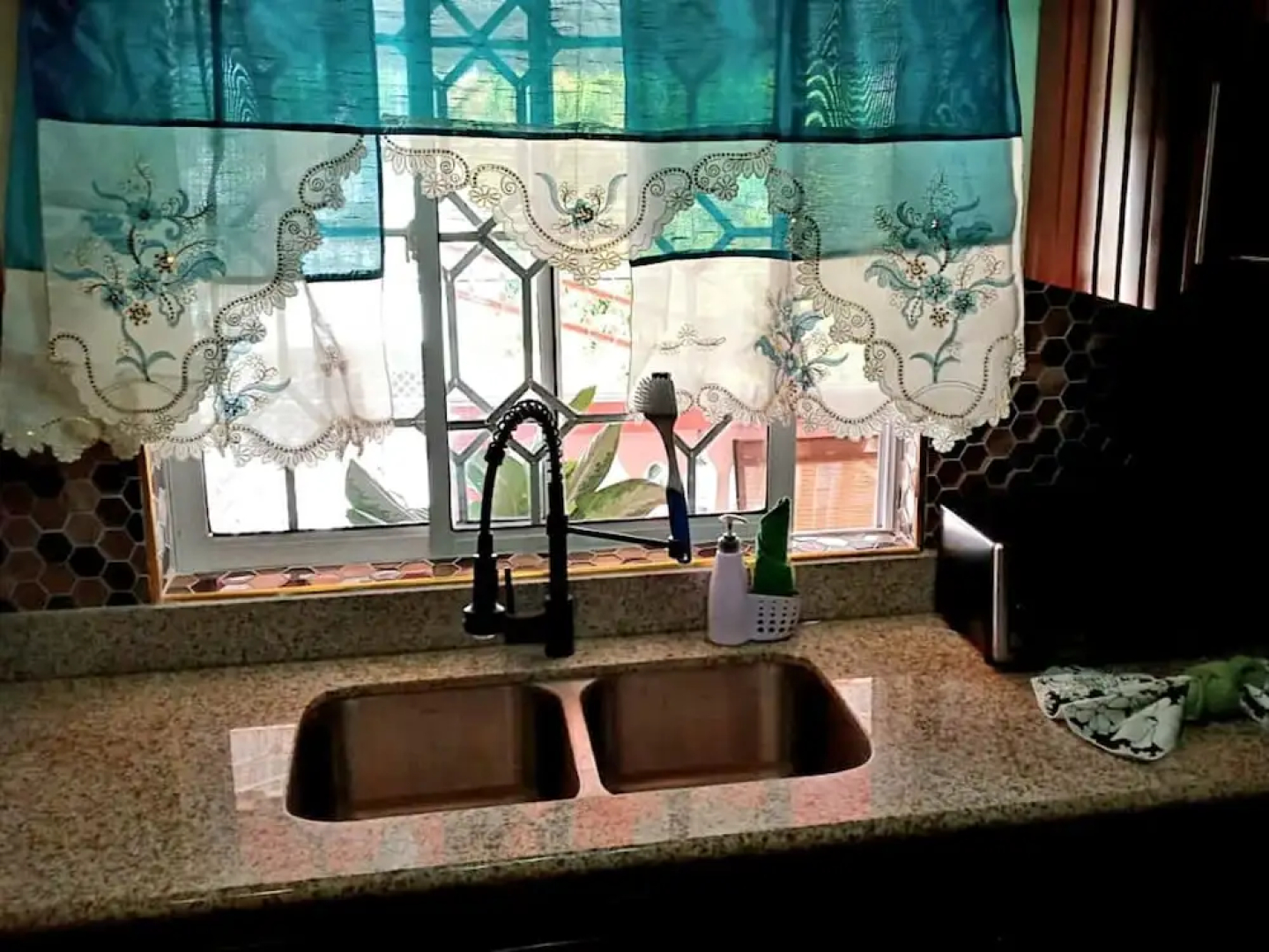 Immaculate 2-bed House in Greater Portmore