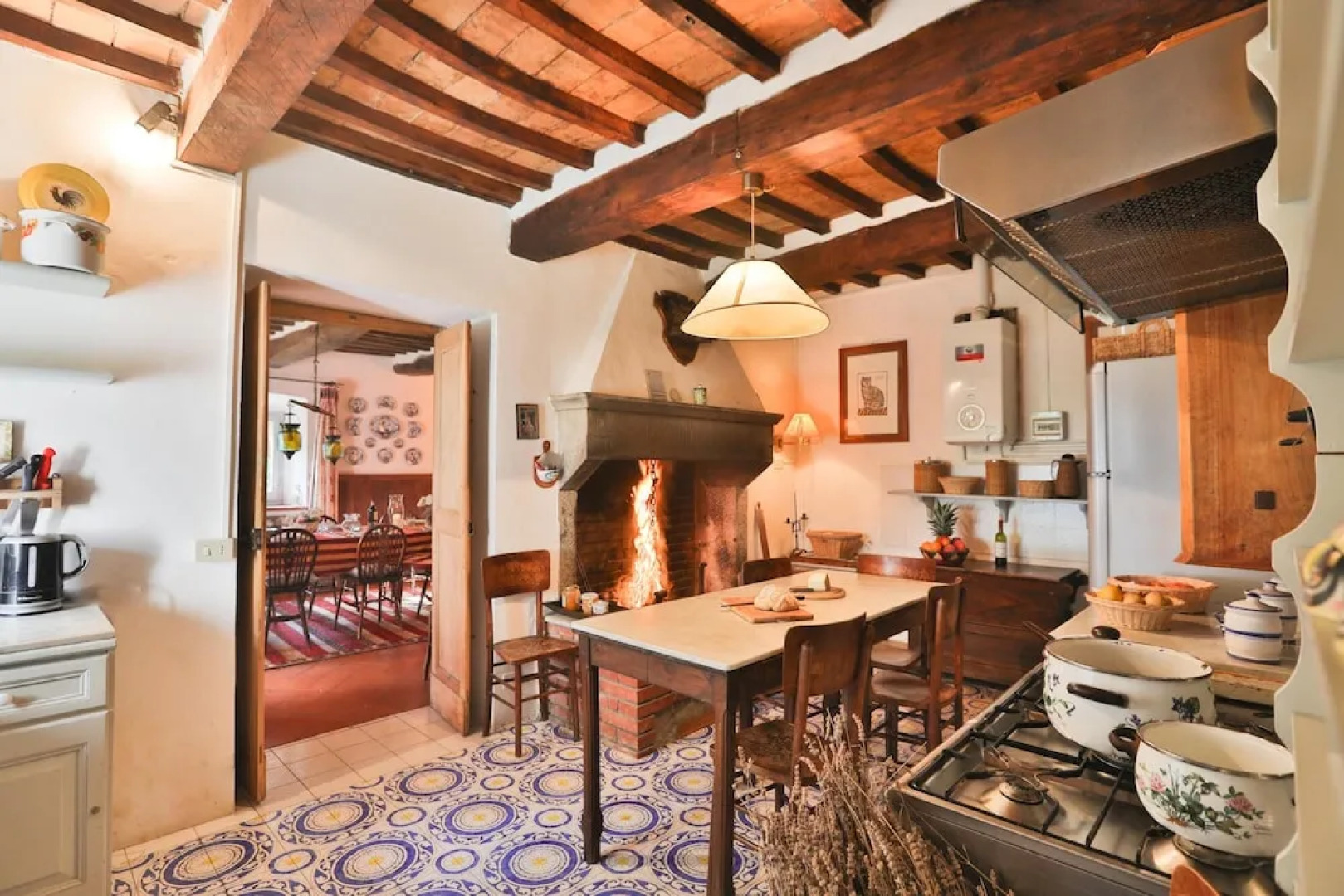 Villa With 7 Bedrooms in Castelnuovo, With Private Pool, Terrace and Wifi