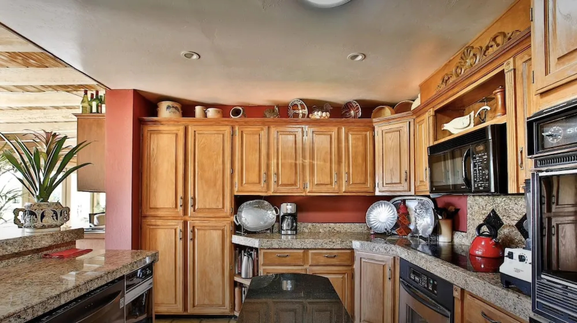 Ellen's Paradise Retreat