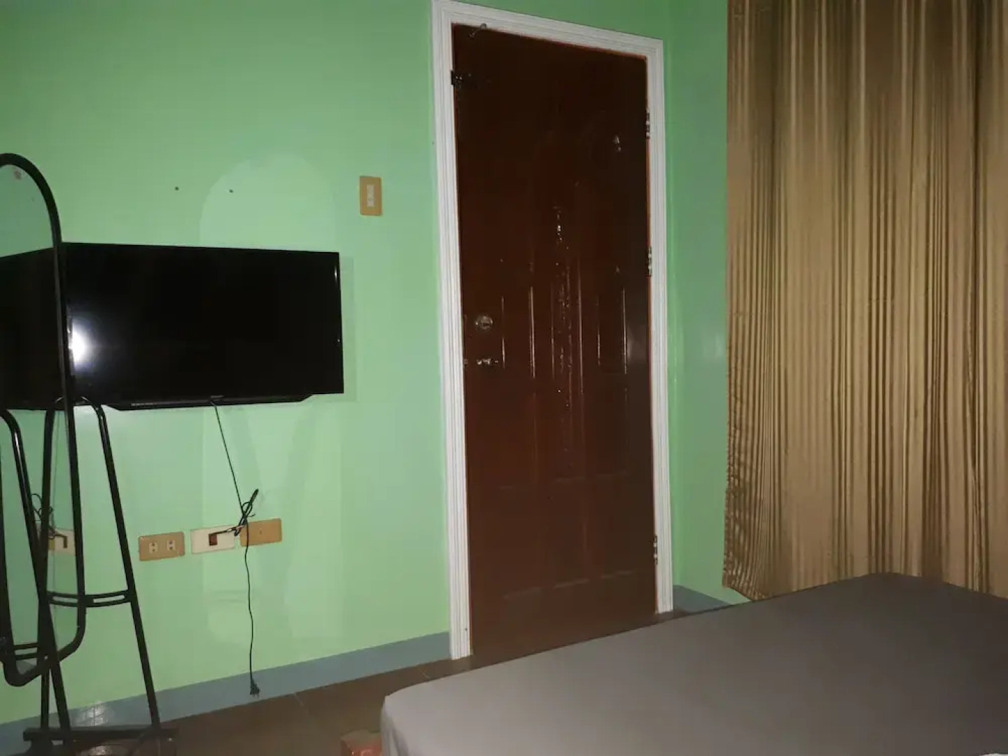 Oyo 617 Shekinah Hotel