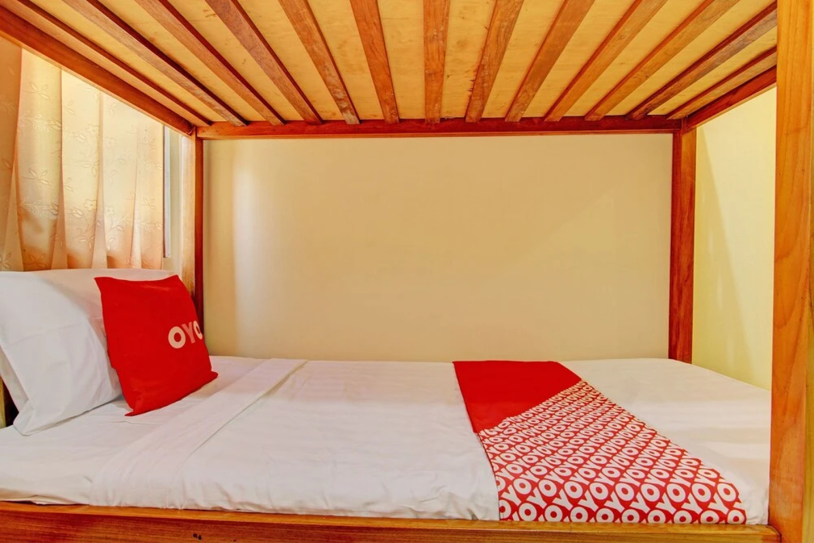 Hotel O Mtc Bunk Bed