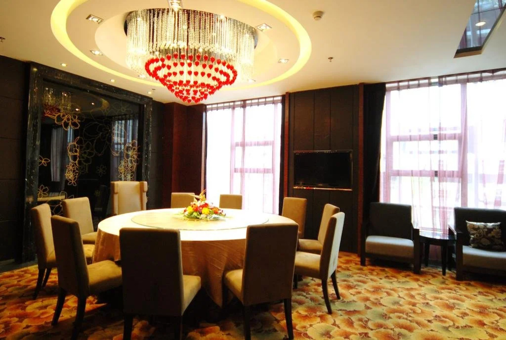 Nyingchi Minshan Hotel