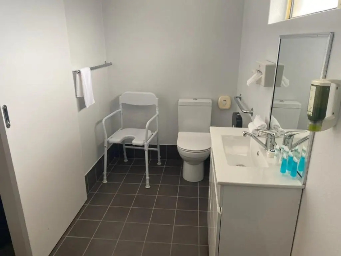 Lake Macquarie Motor Inn