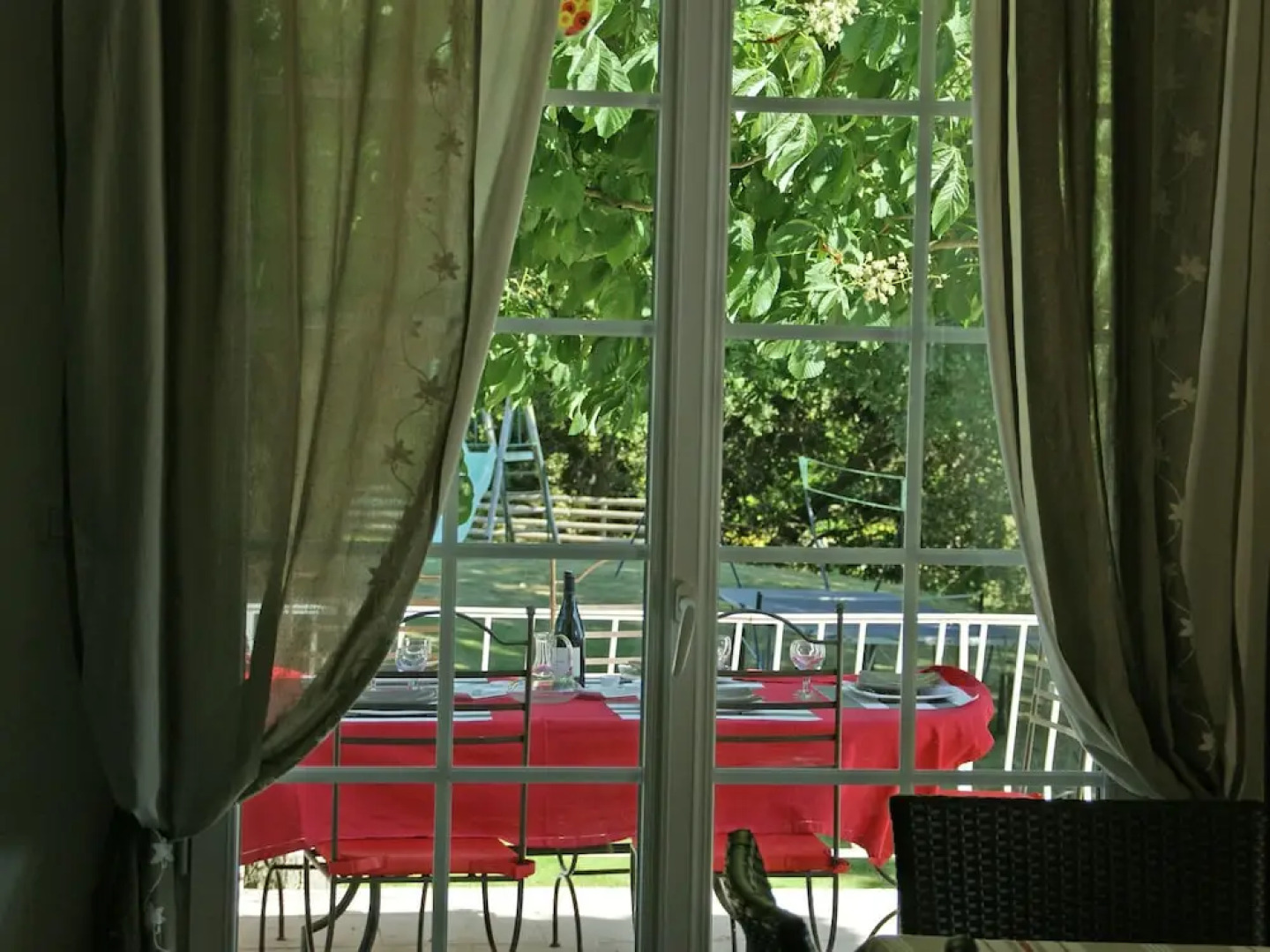 Detached Villa With Enclosed Beautiful Garden and Private Pool, 1km From Céreste