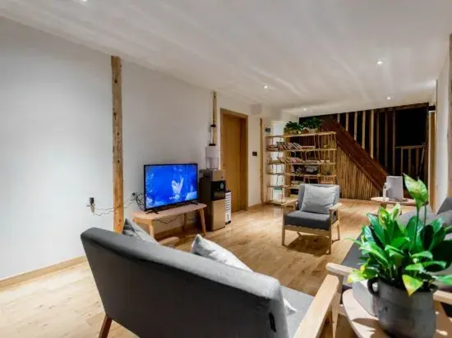 Xijiang Qingye Park Su View Homestay
