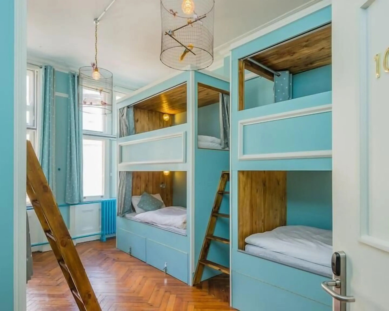 Mrs Potts Backpackers