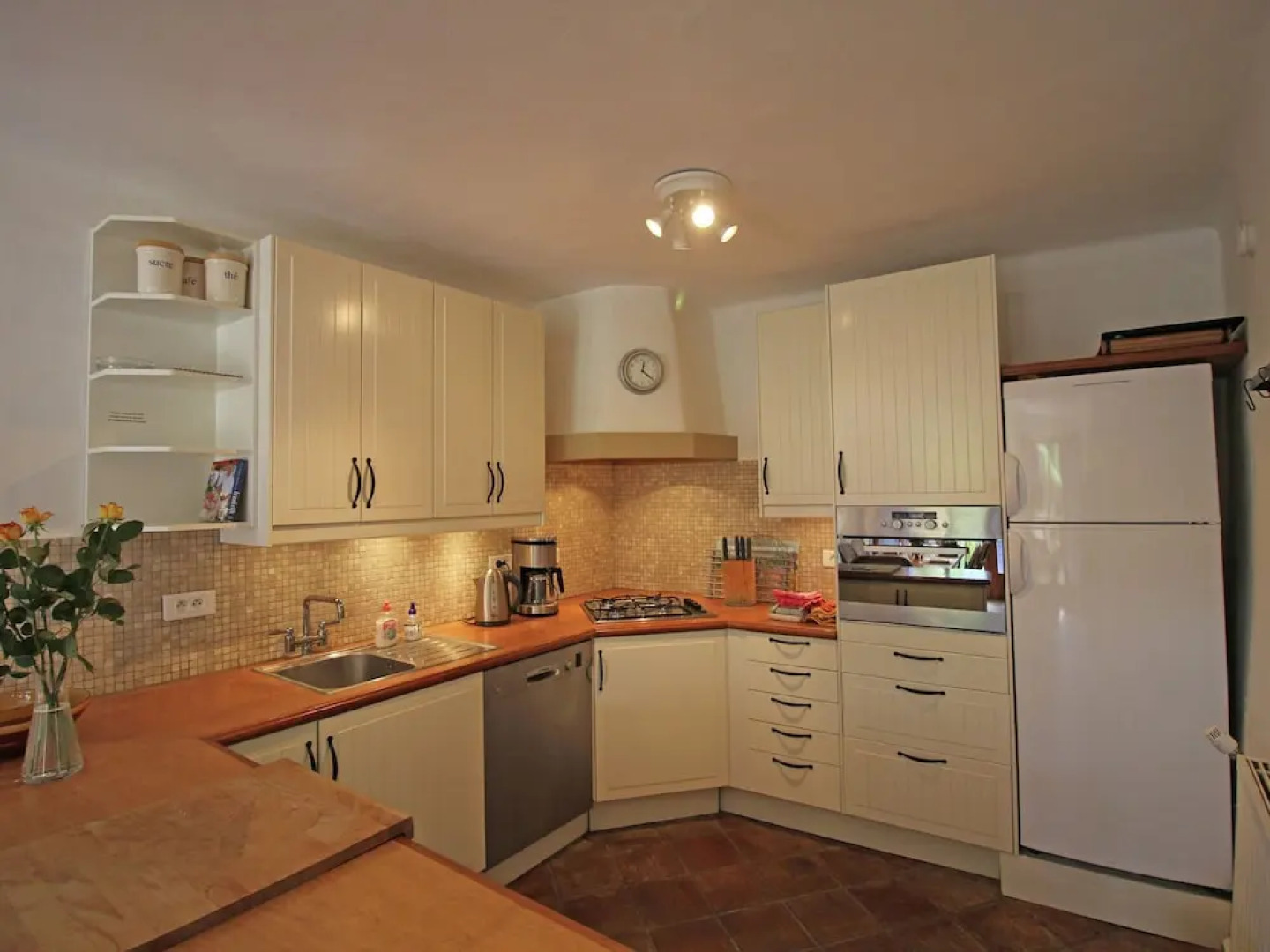 Lovely Holiday Home in Salernes With Swimming Pool