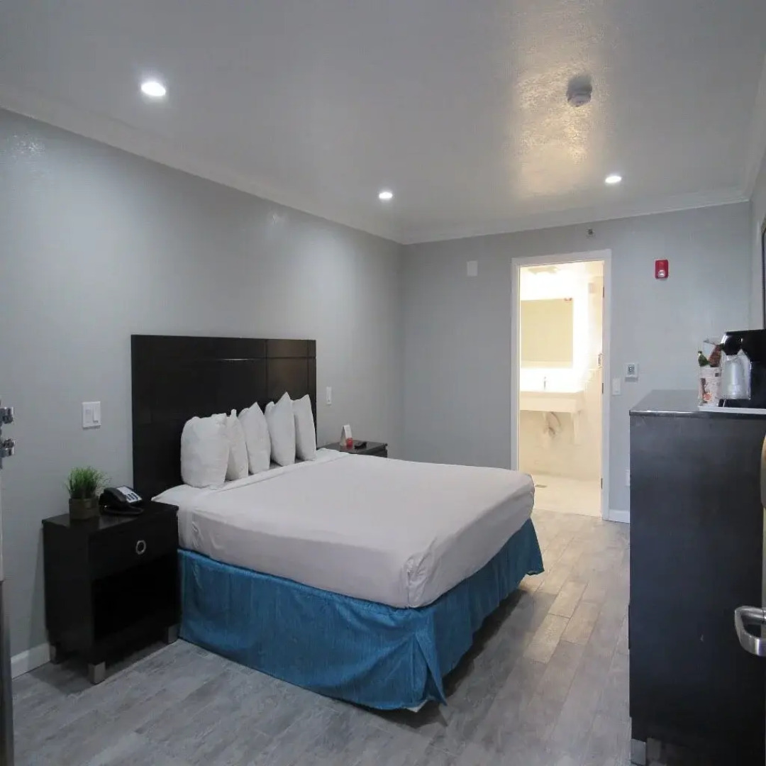 Capri Suites Anaheim