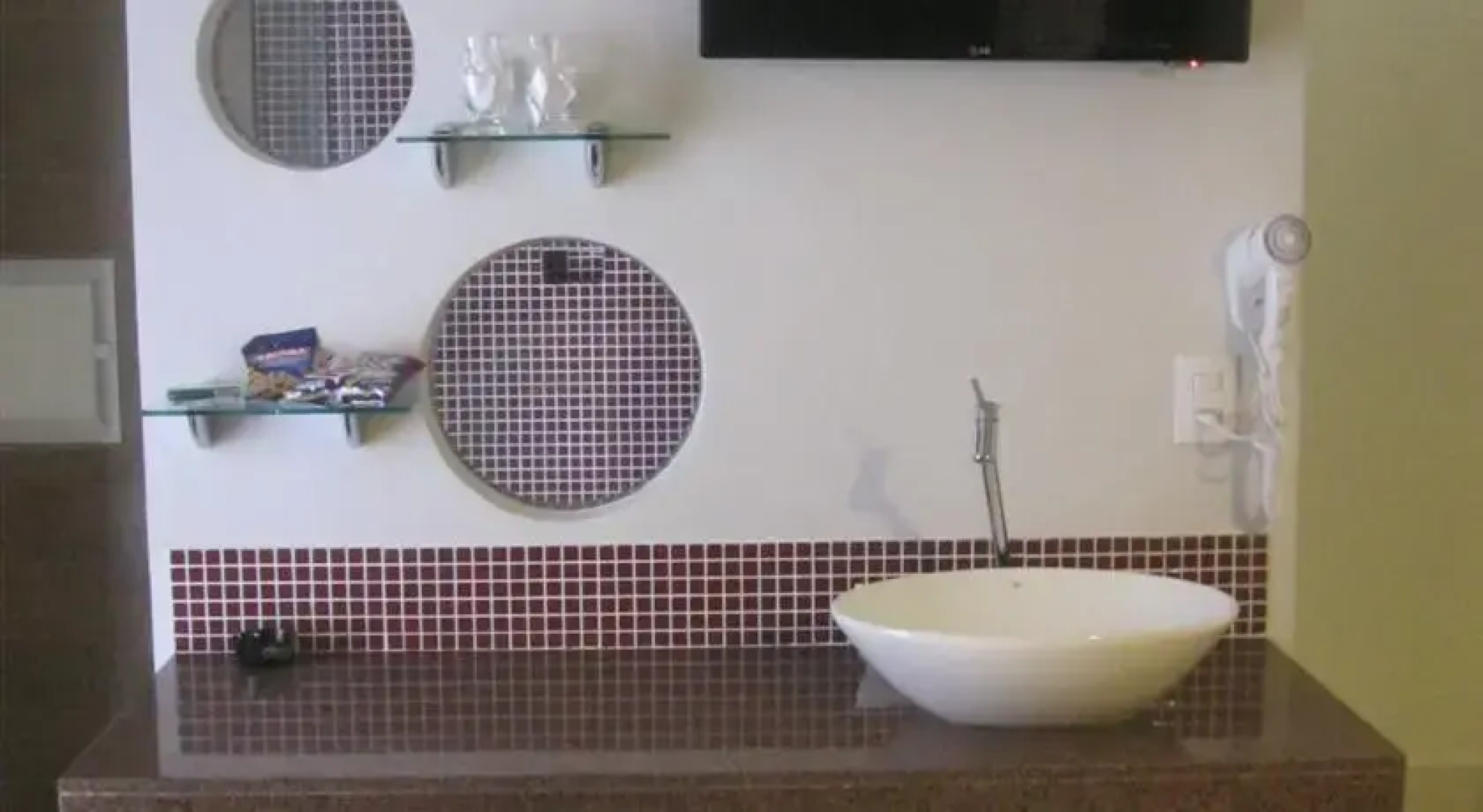 Plaza Motel (Adult only)