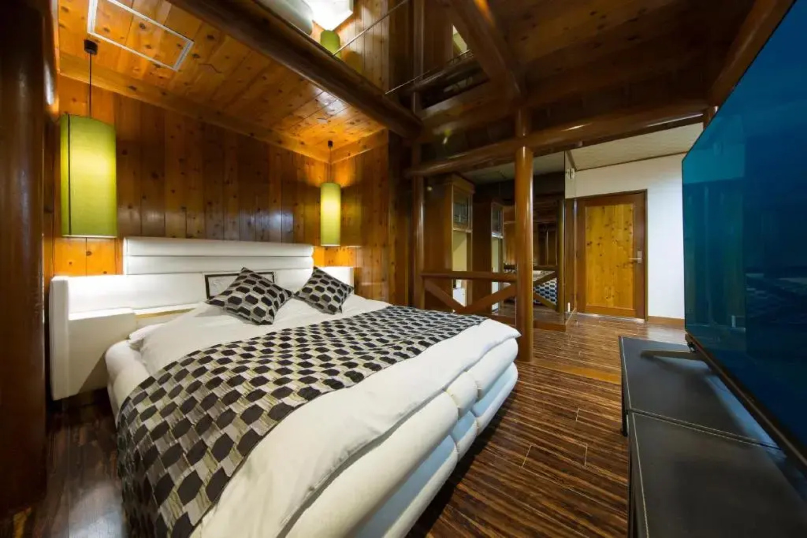 ホテル　ミロワール