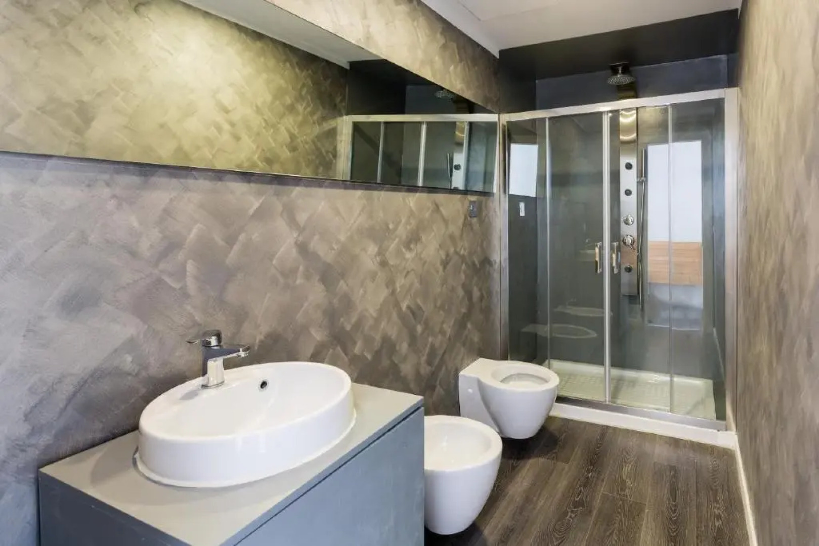 Floating House Embé Experience