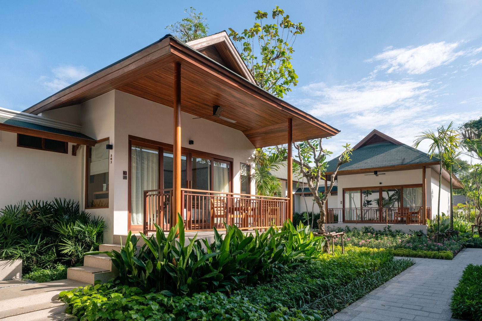 Banana Fan Sea Resort