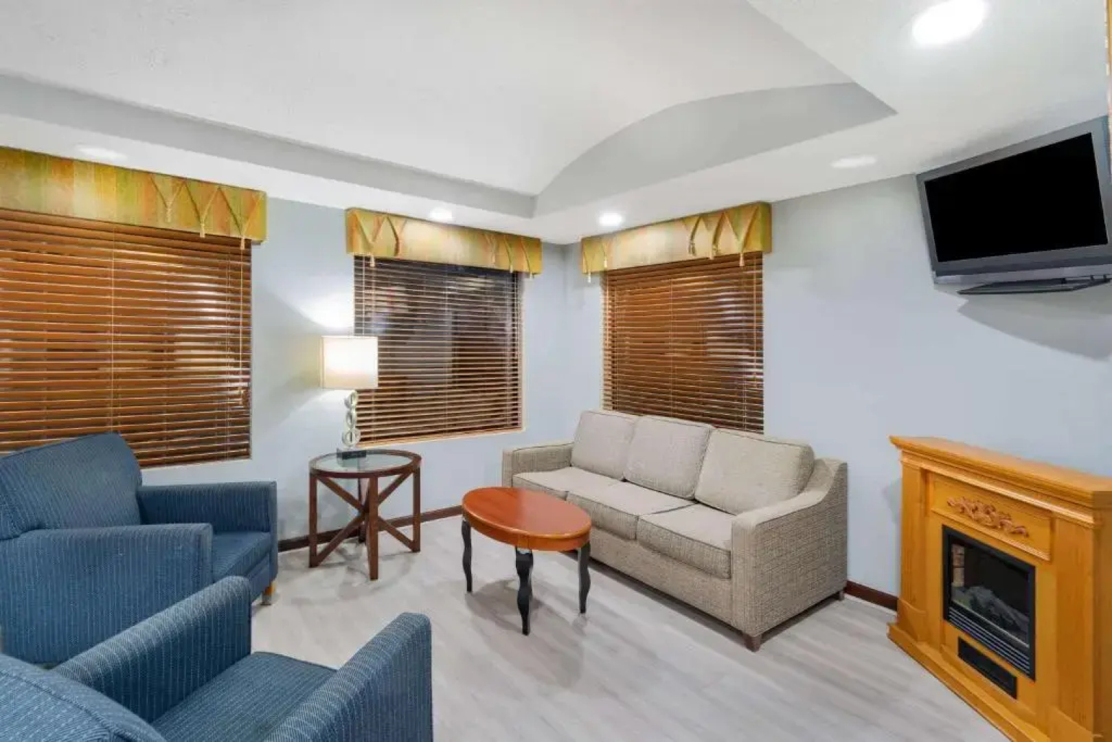 Best Western Fort Stewart Inn & Suites