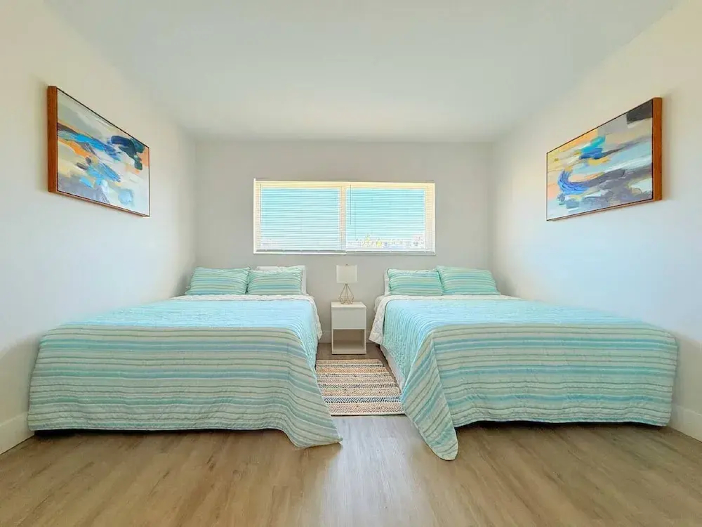 Top Location Waterfront Balcony Dream