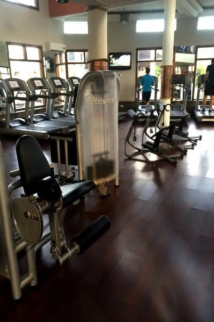 Raybow International Hotel