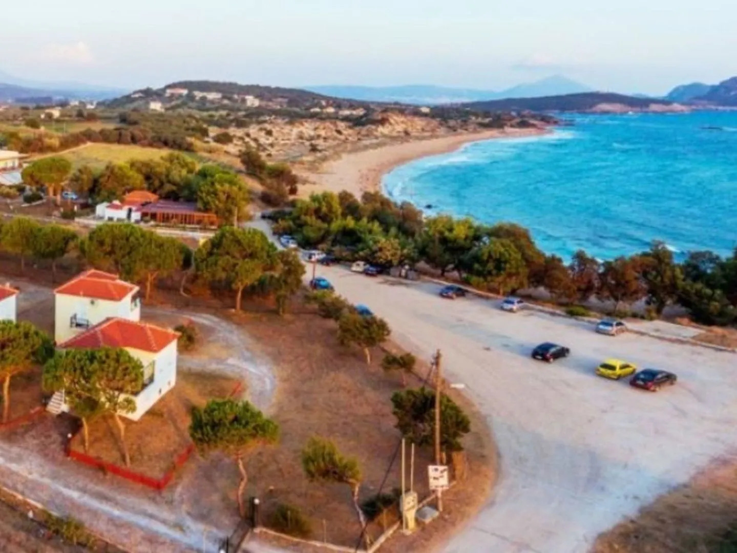 Romanos Beach Villas