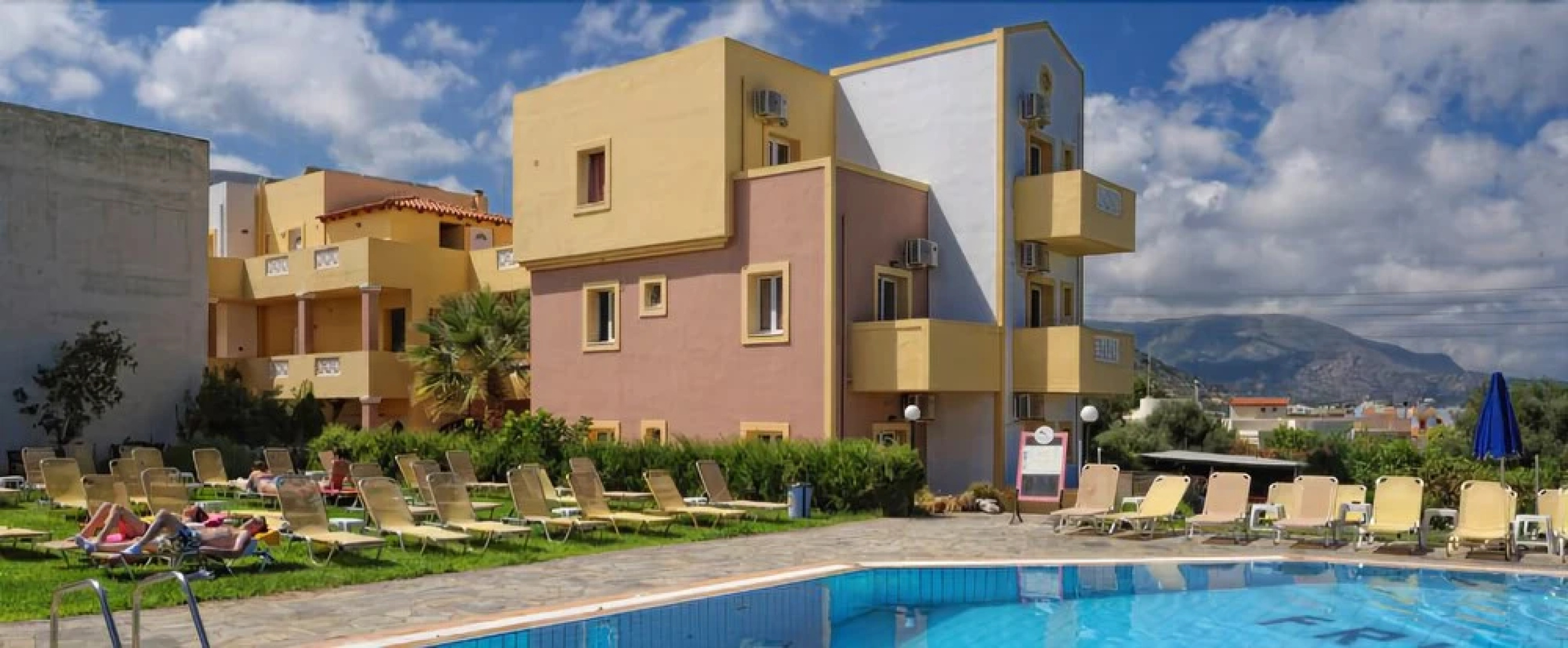 Frixos Hotel