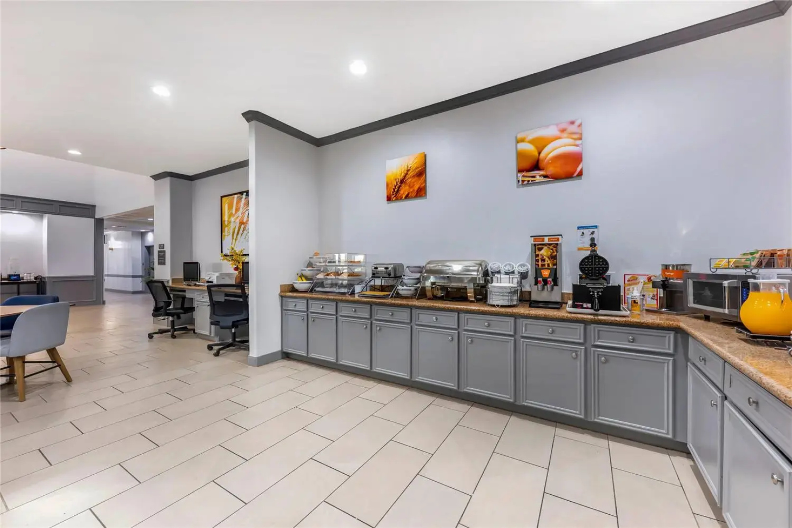 Comfort Inn & Suites