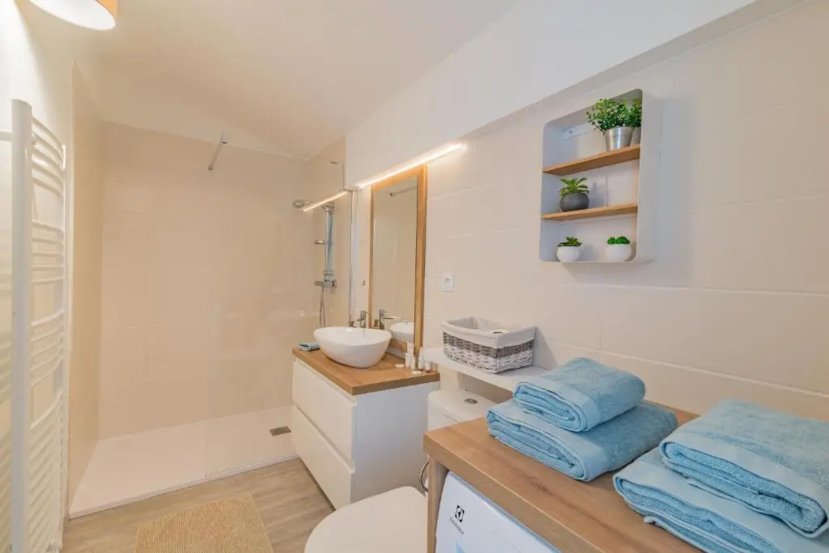 Les Jardins du Castelas by Perier-Provence