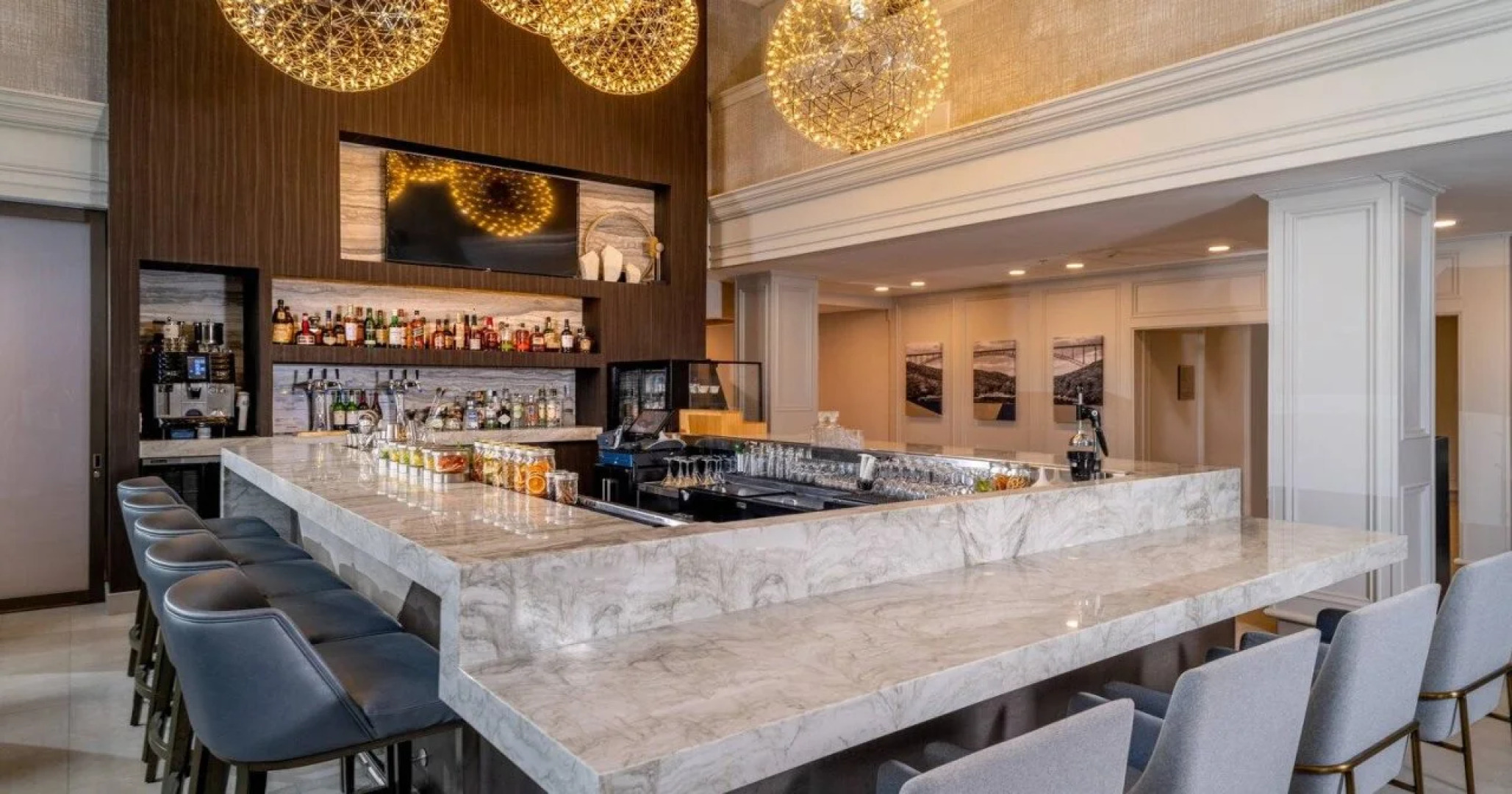 Delta Hotels by Marriott Huntington Downtown