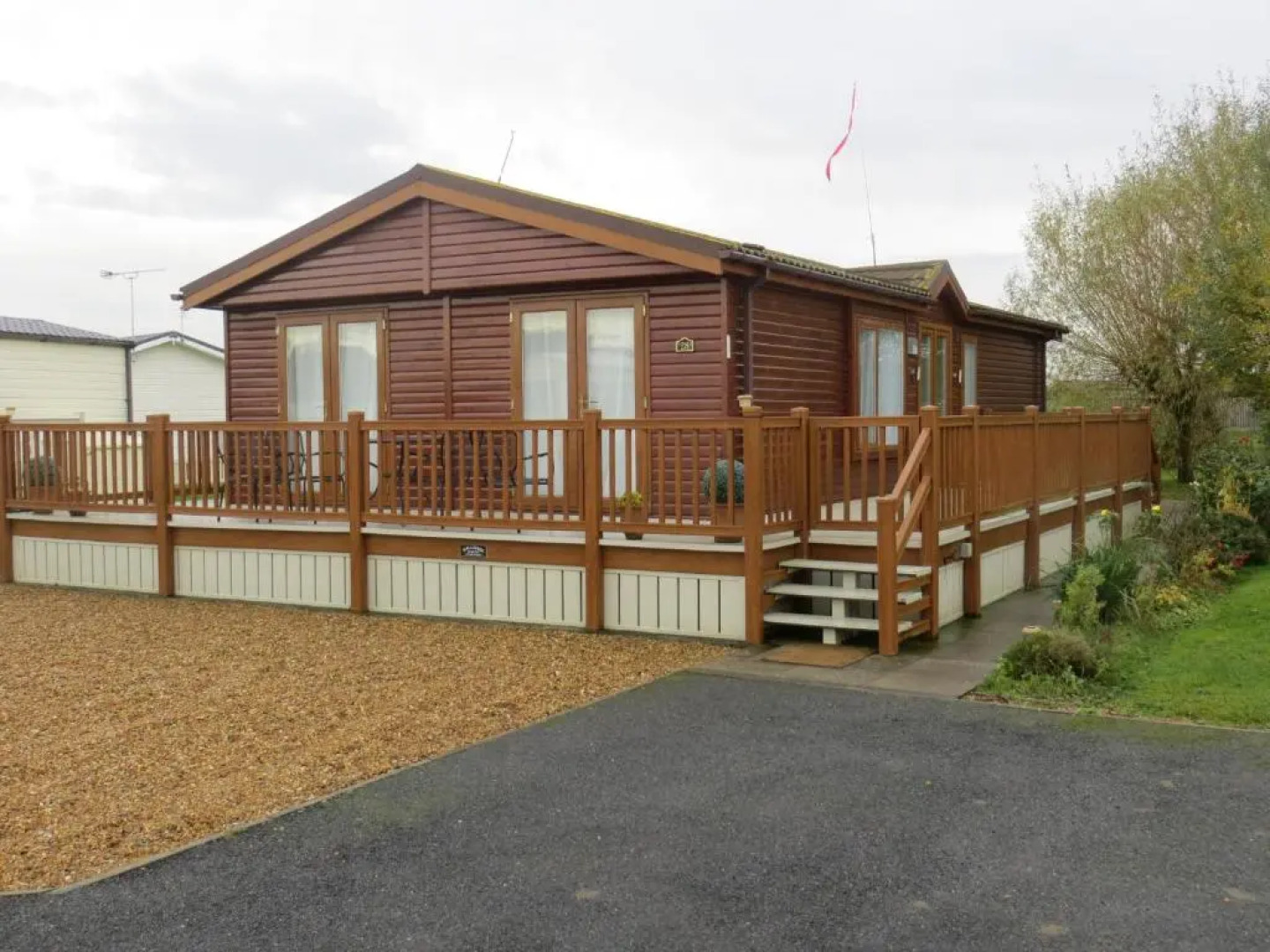 Jolie, Lodge on Manor Park