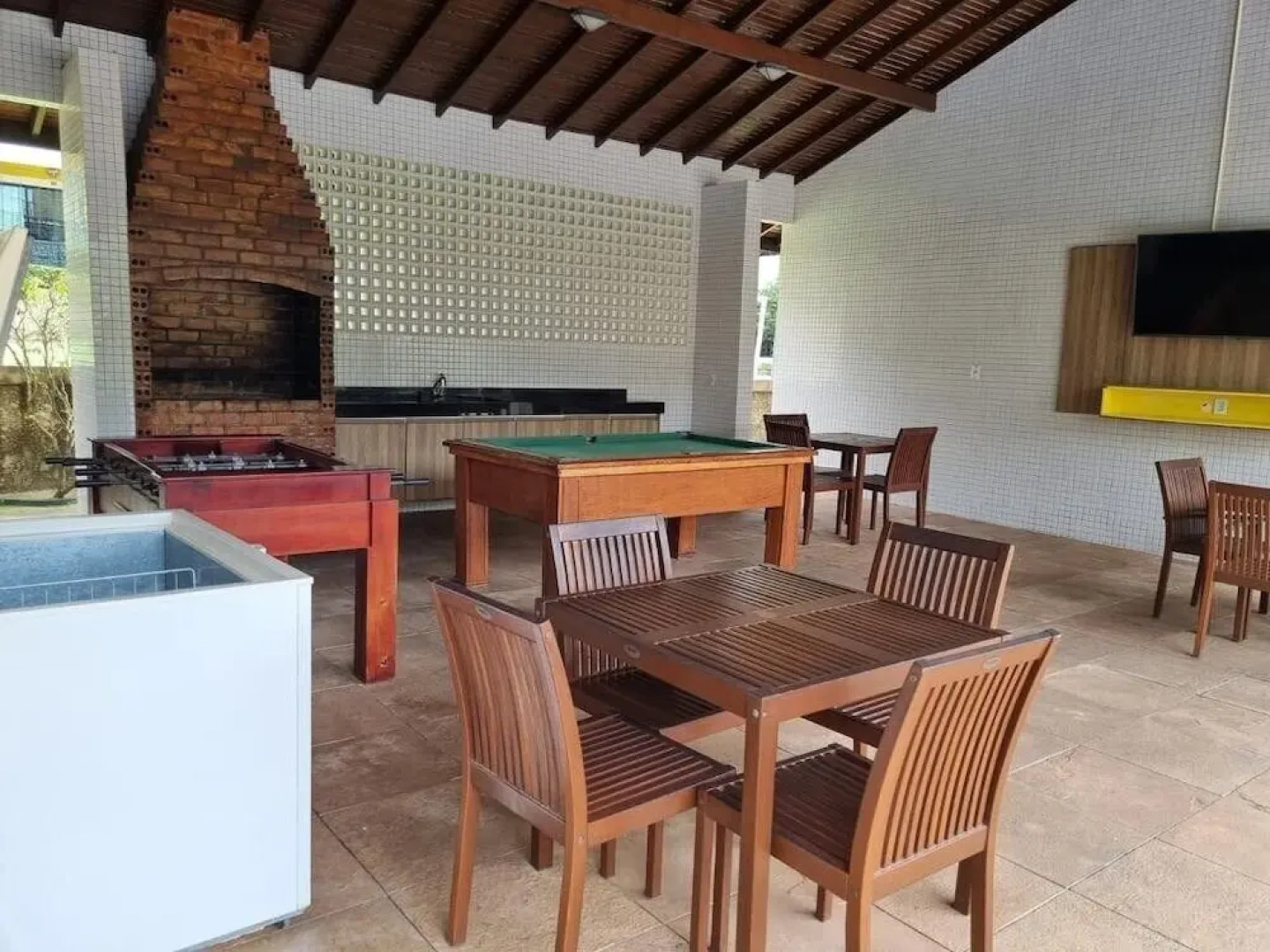 Casa em condomínio com Sauna e Piscina