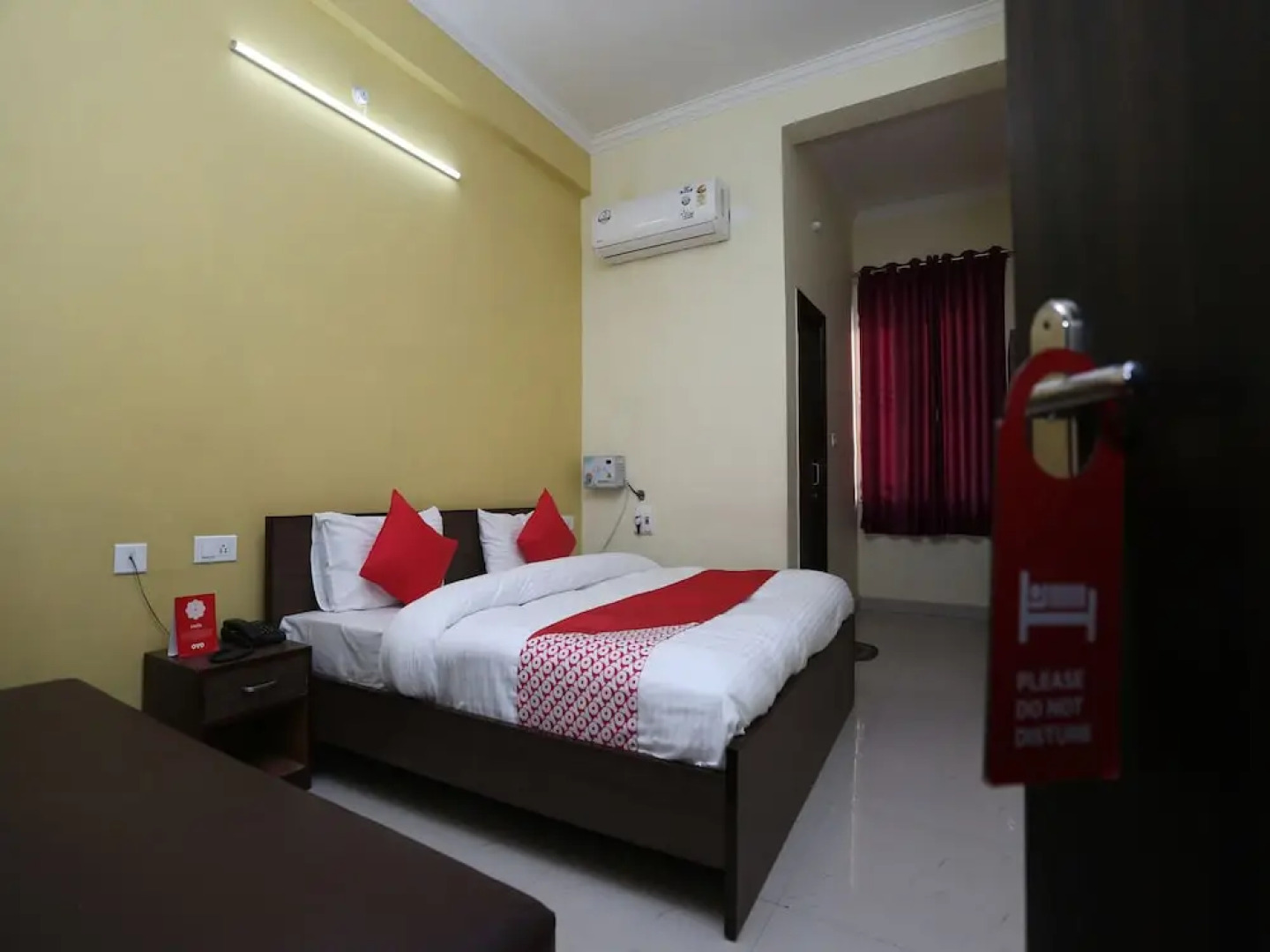 OYO 26931 Madhav Bhavan