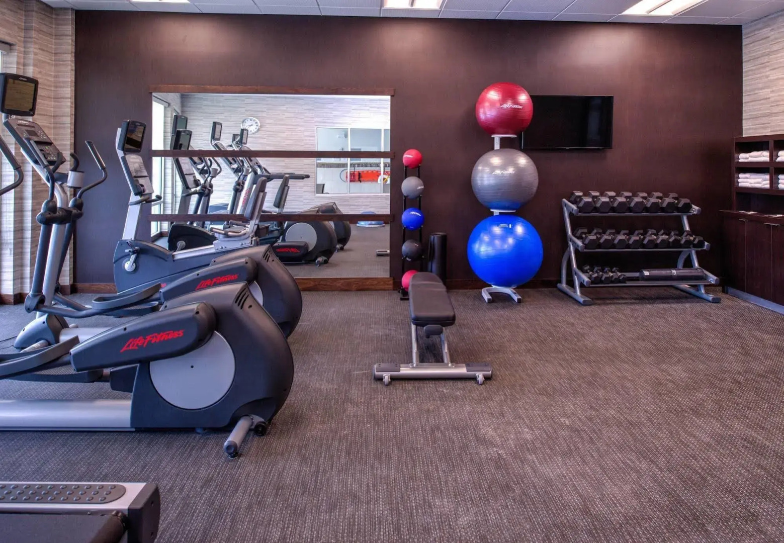 Courtyard by Marriott Detroit Farmington