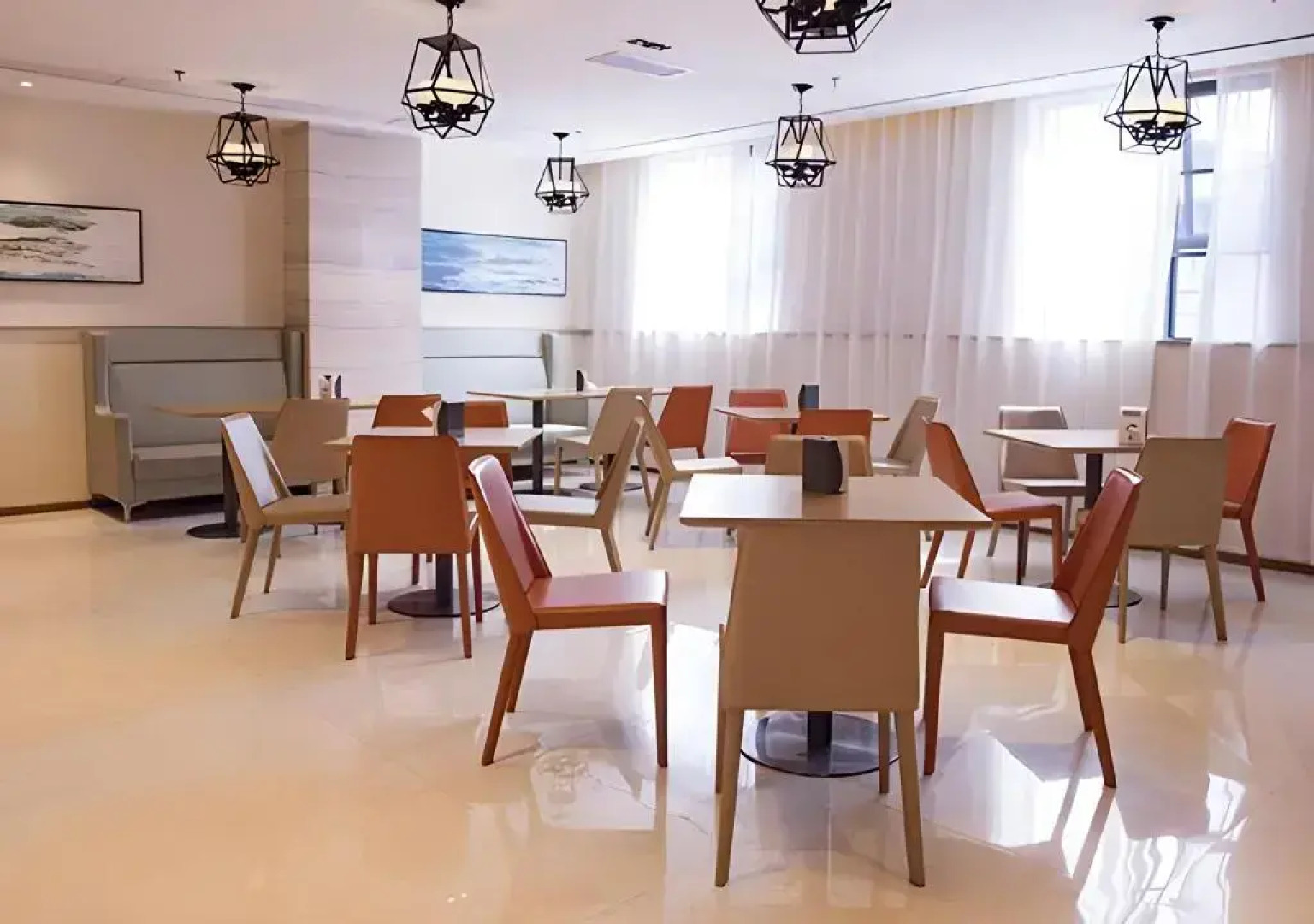 City Comfort Inn Dongfang Donghai Road Sports Square