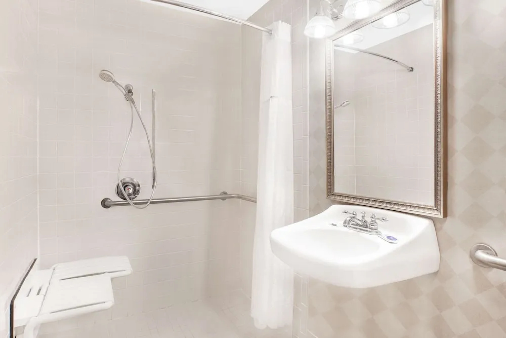 Baymont by Wyndham Paris