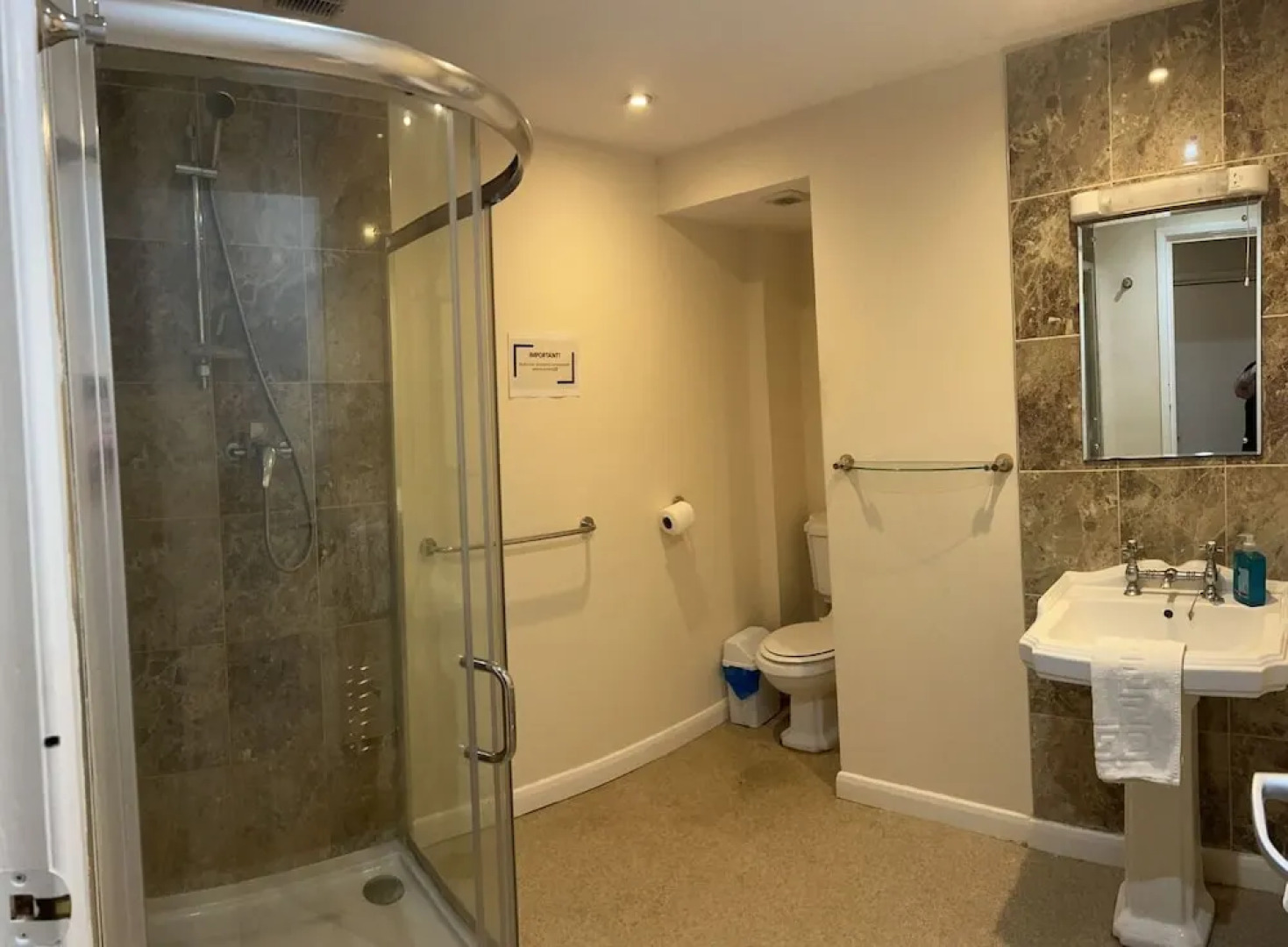 The Rose and Crown Hotel